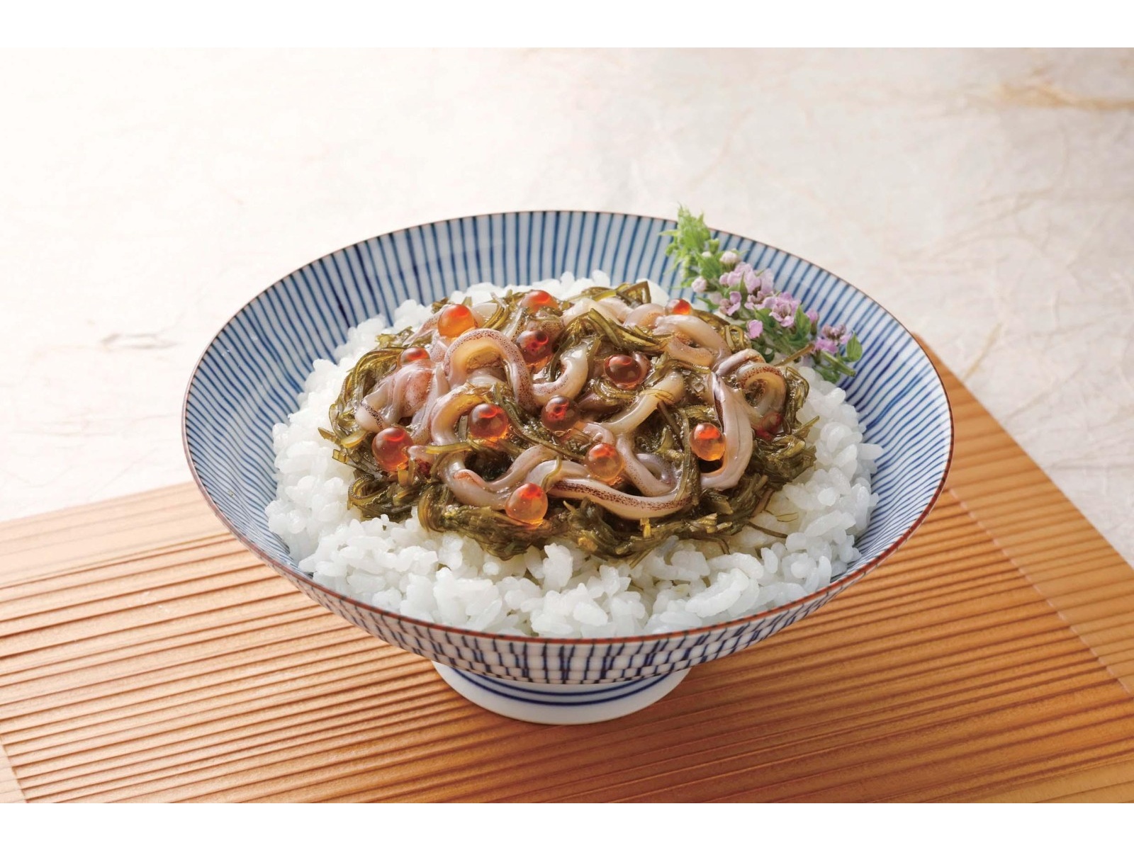 北海道ぎょれん がごめ昆布入りネバネバ丼(するめいか・いくら) 120g