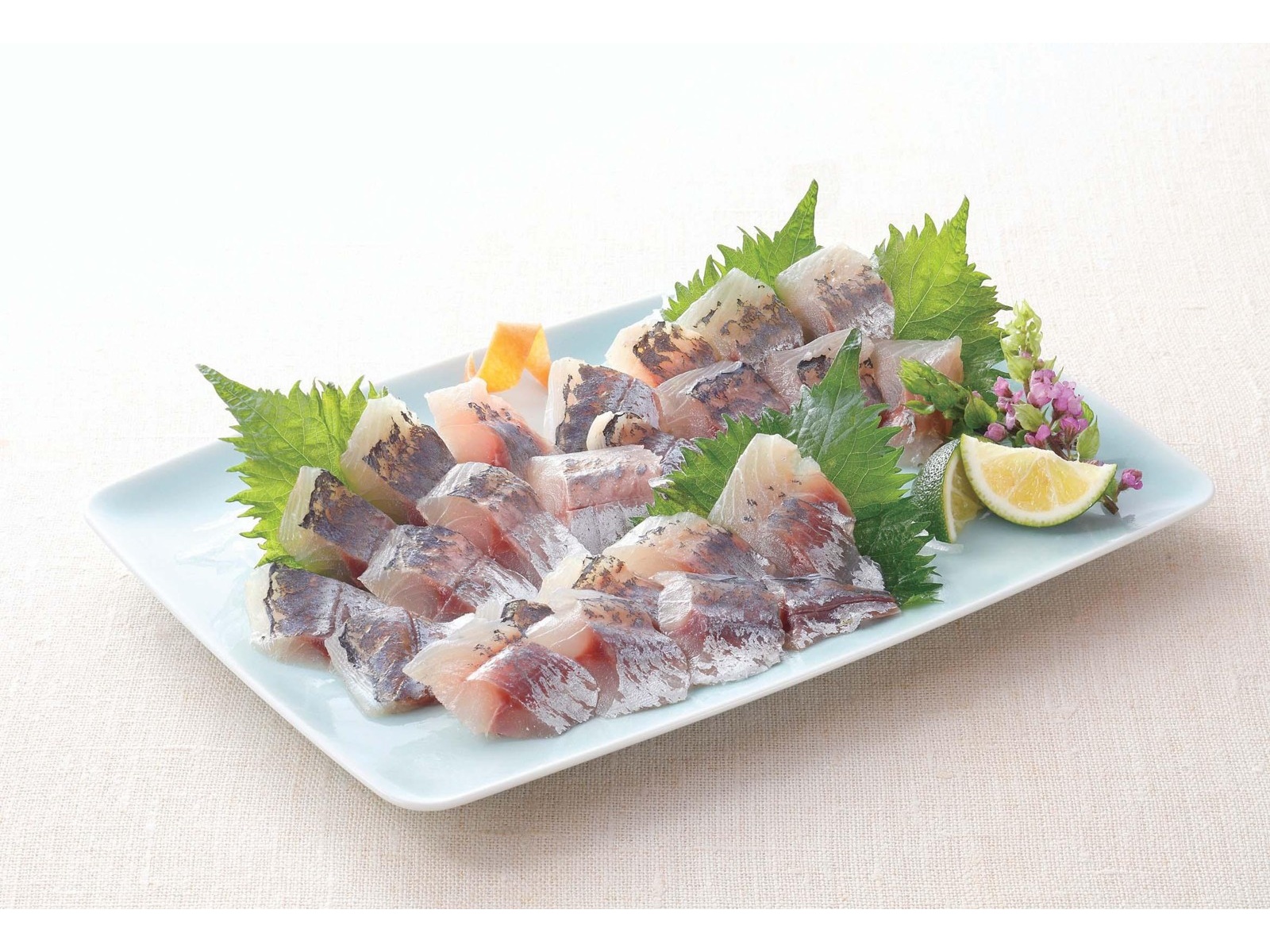 天生水産 生からつくったあじの刺身用 80g（3～7枚入）| コープ