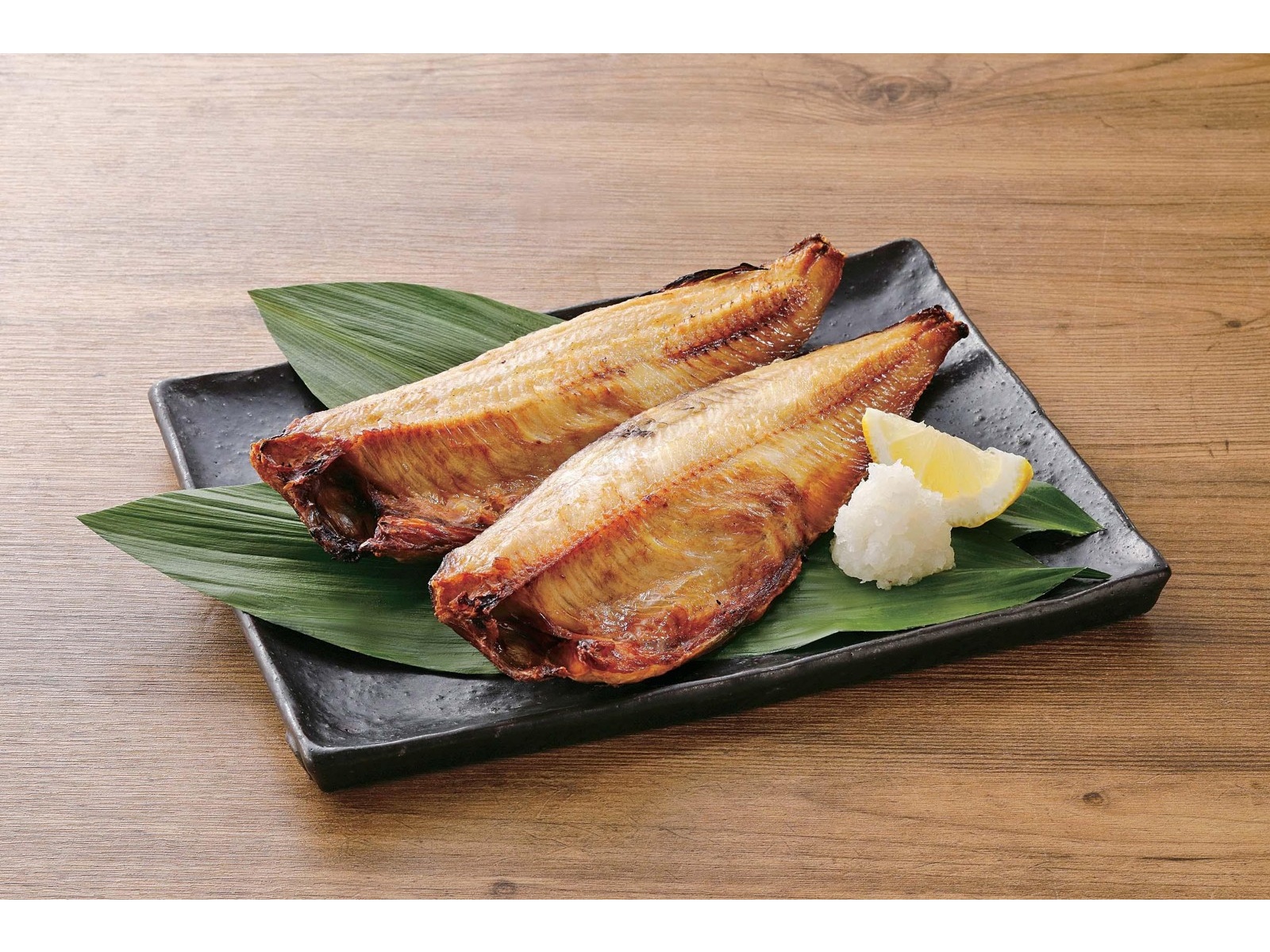 那須田商店 利尻産真ほっけ半身干し 3枚入（360g）| コープこうべネット