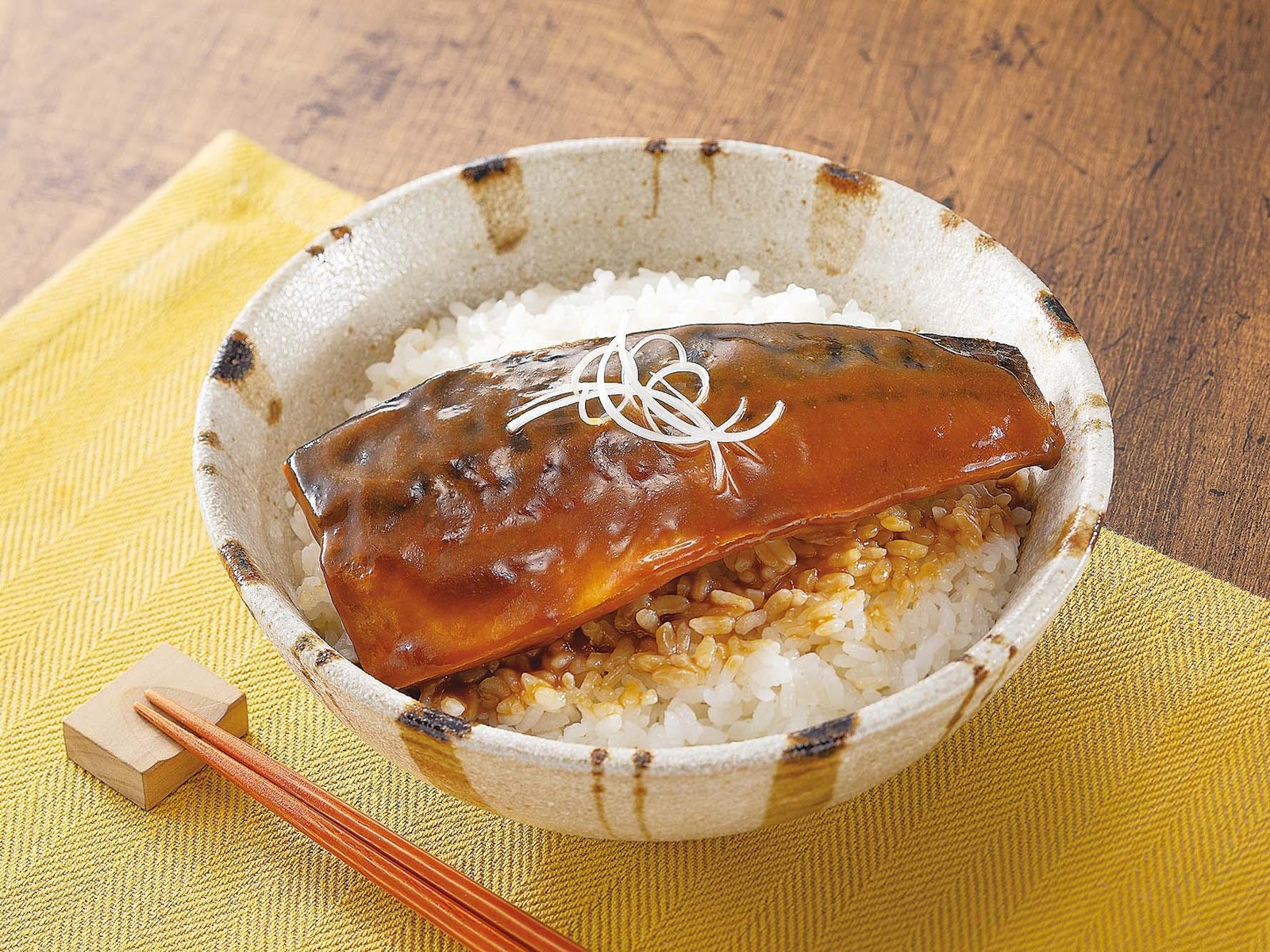 さばみそページ CO・OP 骨取りさばの味噌煮 285g（3袋入）| コープこうべネット