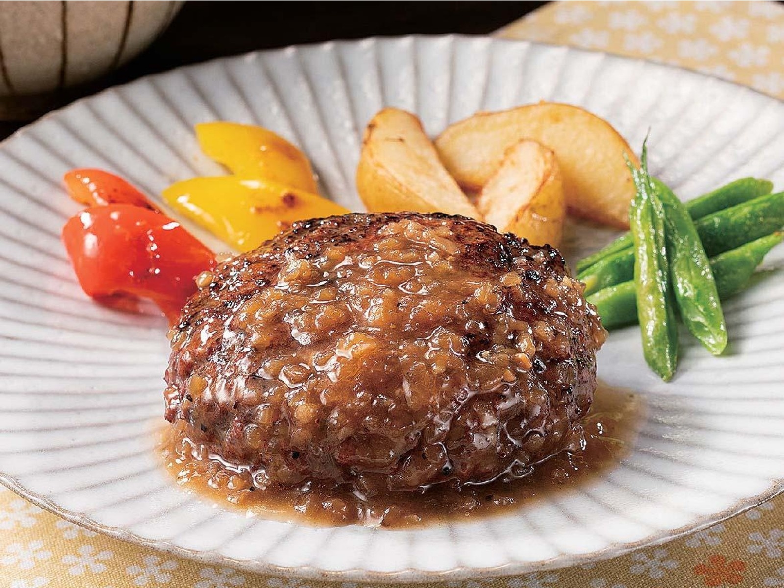 ハンバーグ　野菜付きセット　サンプル品 緑黄色野菜とおからのハンバーグ 4枚入（320g） | SATETO さてと