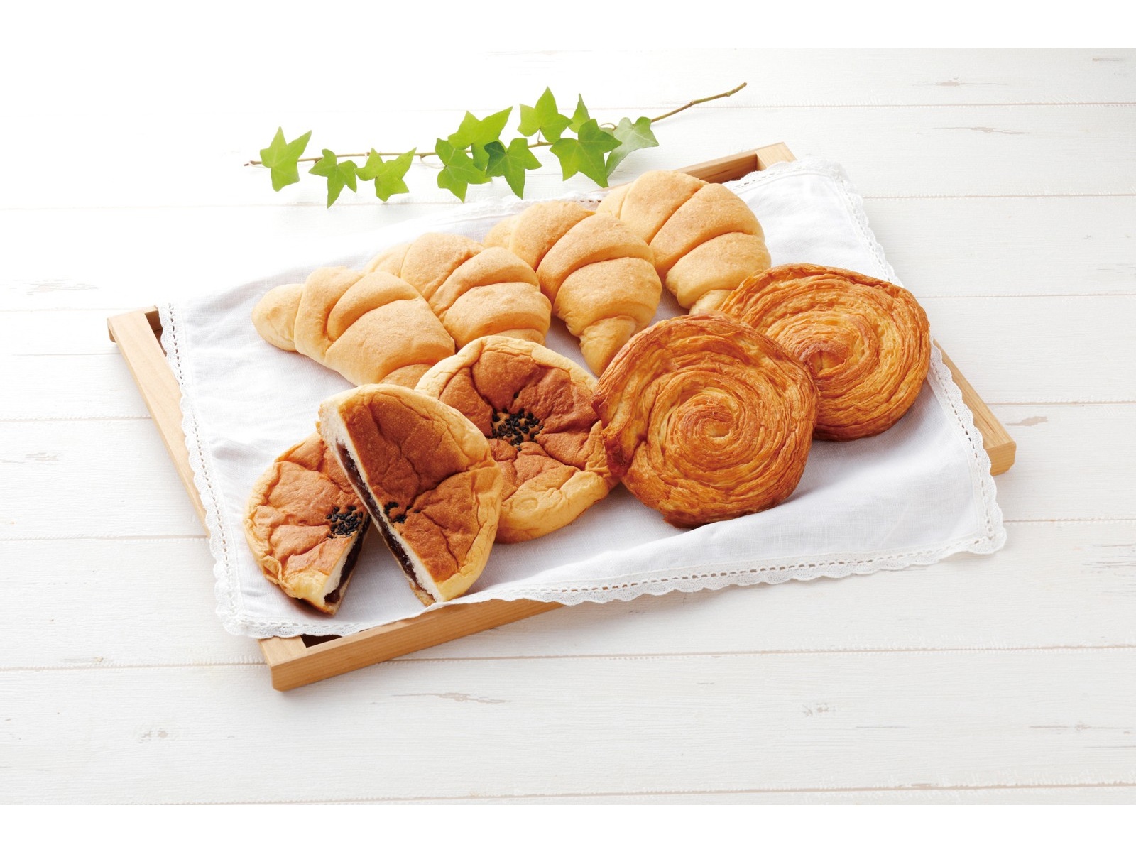 CAC Corneo Pack 1箱 コモ コモパンCセット 1箱（3種8コ入）| コープこうべネット