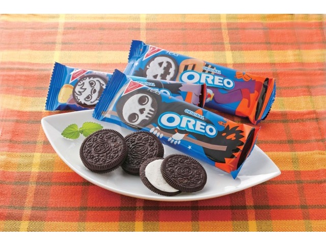 OREO ハロウィンパック 24枚入り モンデリーズ オレオハロウィンパックバニラクリーム 24枚入