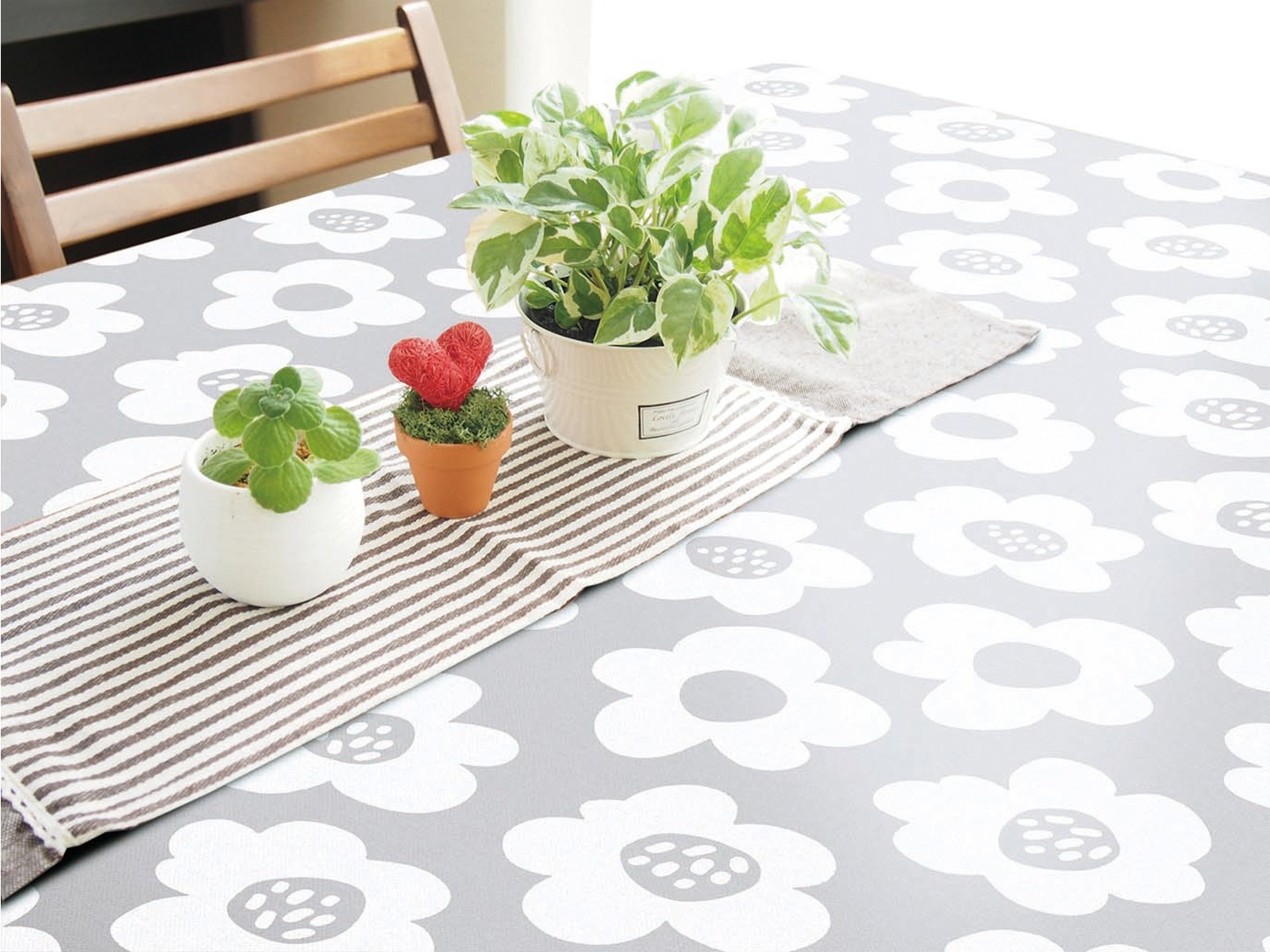 北欧暮らしの道具店 マルチクロス（136cm✕230cm）2枚・クリップ20個