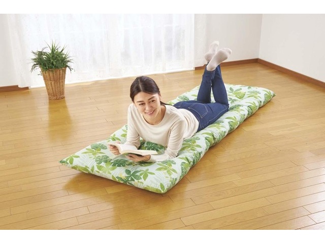 小ぶりの座布団10枚　お茶席用？ 長崎らしい柄の5種×2枚です。 茶席用座布団 通販 | IONOストア