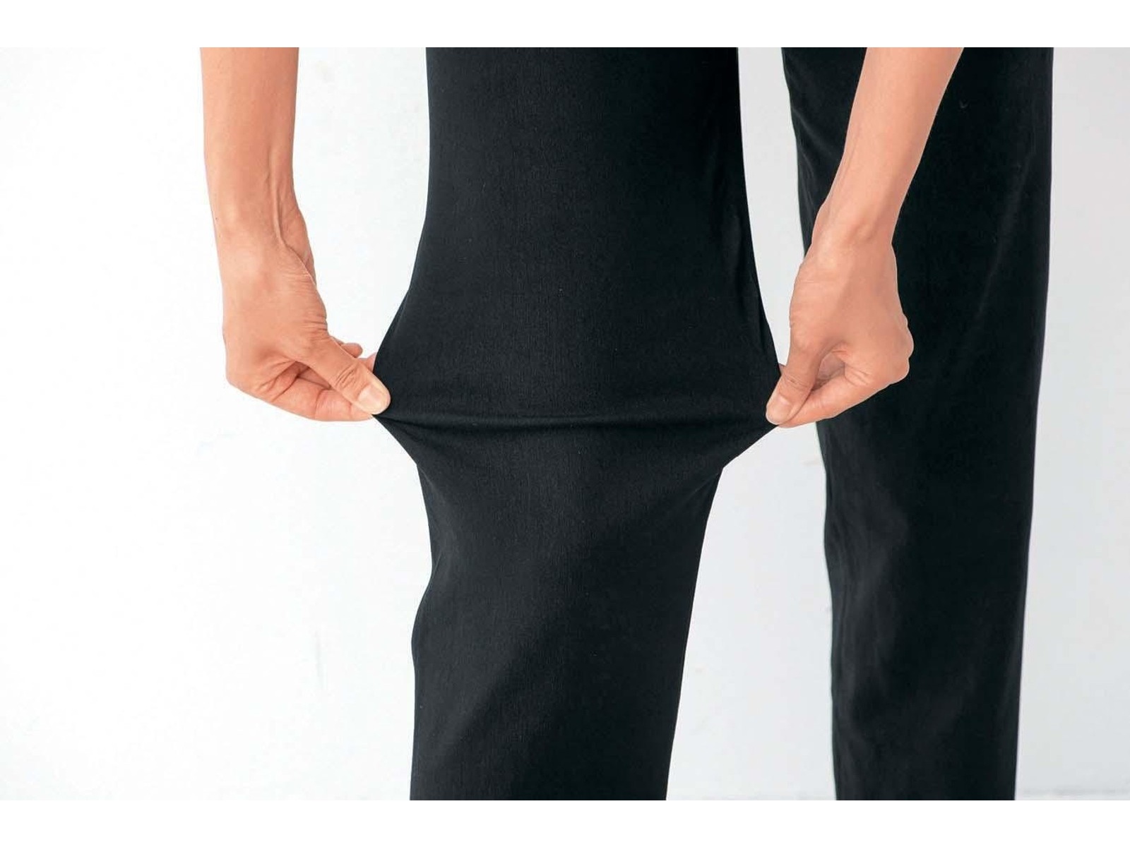 ラクのび美脚パンツ 1枚 ブラック M| コープこうべネット