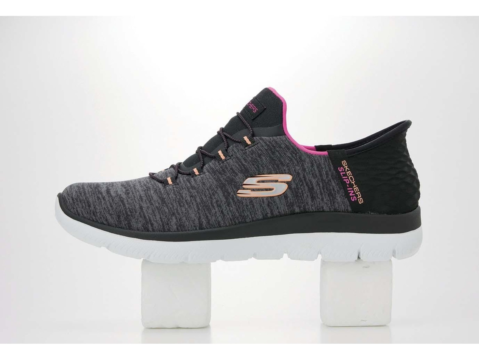 SKECHERS Slip-ins SUMMITS-DAZZLING-HAZE 1足 ブラック 24.5cm