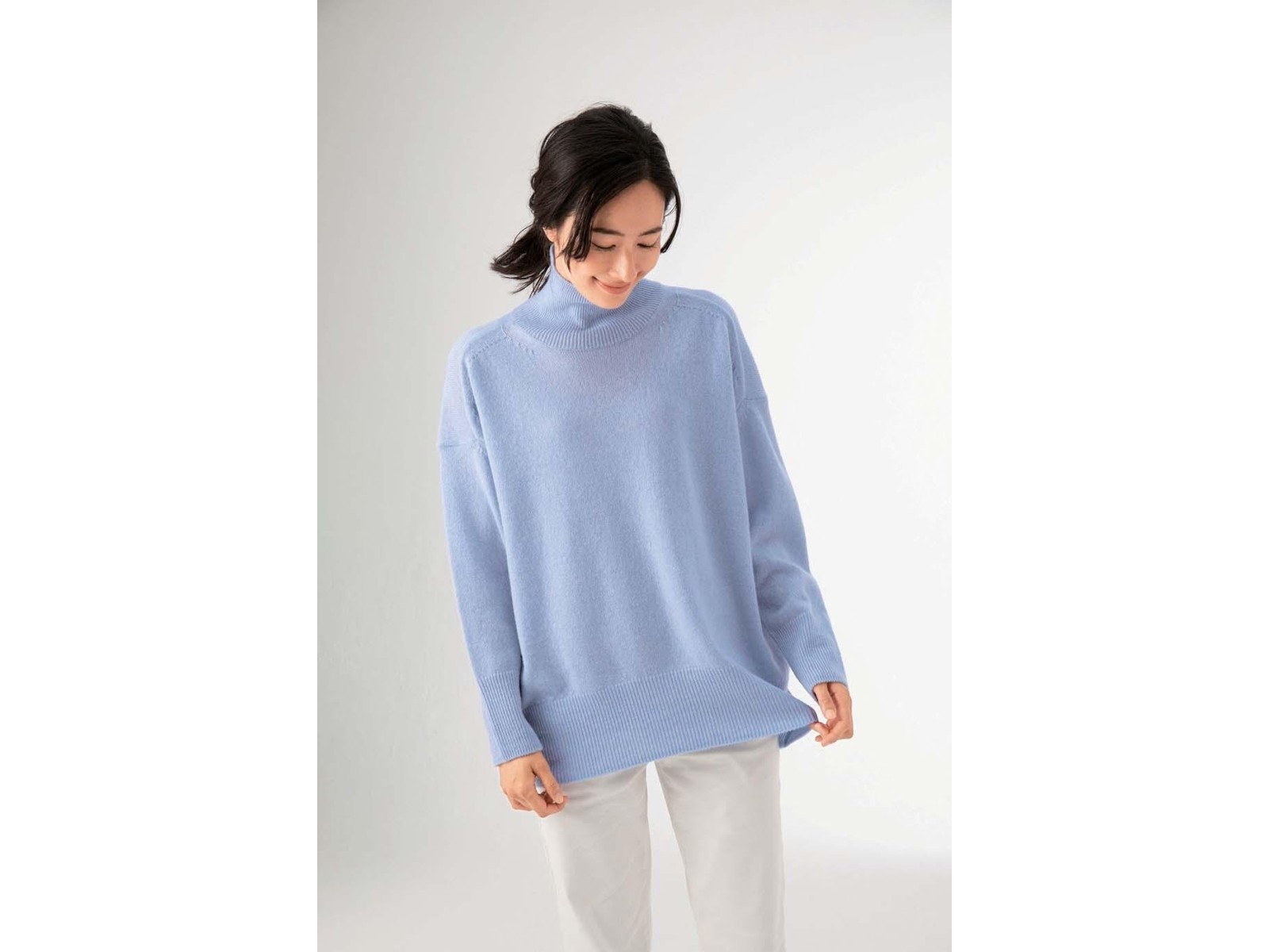 アワユキウールハイネックプルオーバー 1枚 サックスブルー