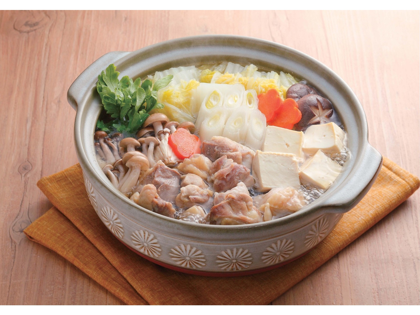 kumacco ⚮̈専用　有機野菜セット１０品＋白米５Kgおまけ2つ100サイズ 有機野菜セット おまかせ5品目 冷蔵便 | 箱売り野菜 | 地球畑