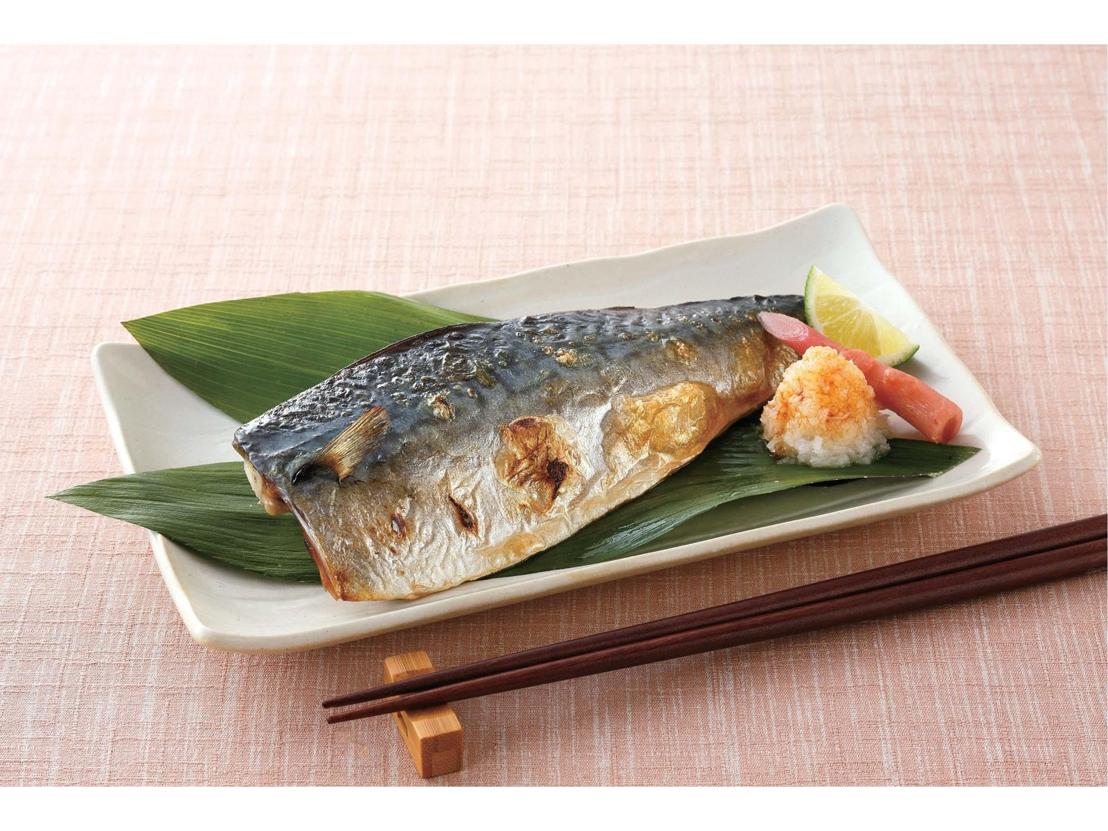 丸千水産 三陸産寒さばの三枚おろし（うす塩味） 3枚入（270g