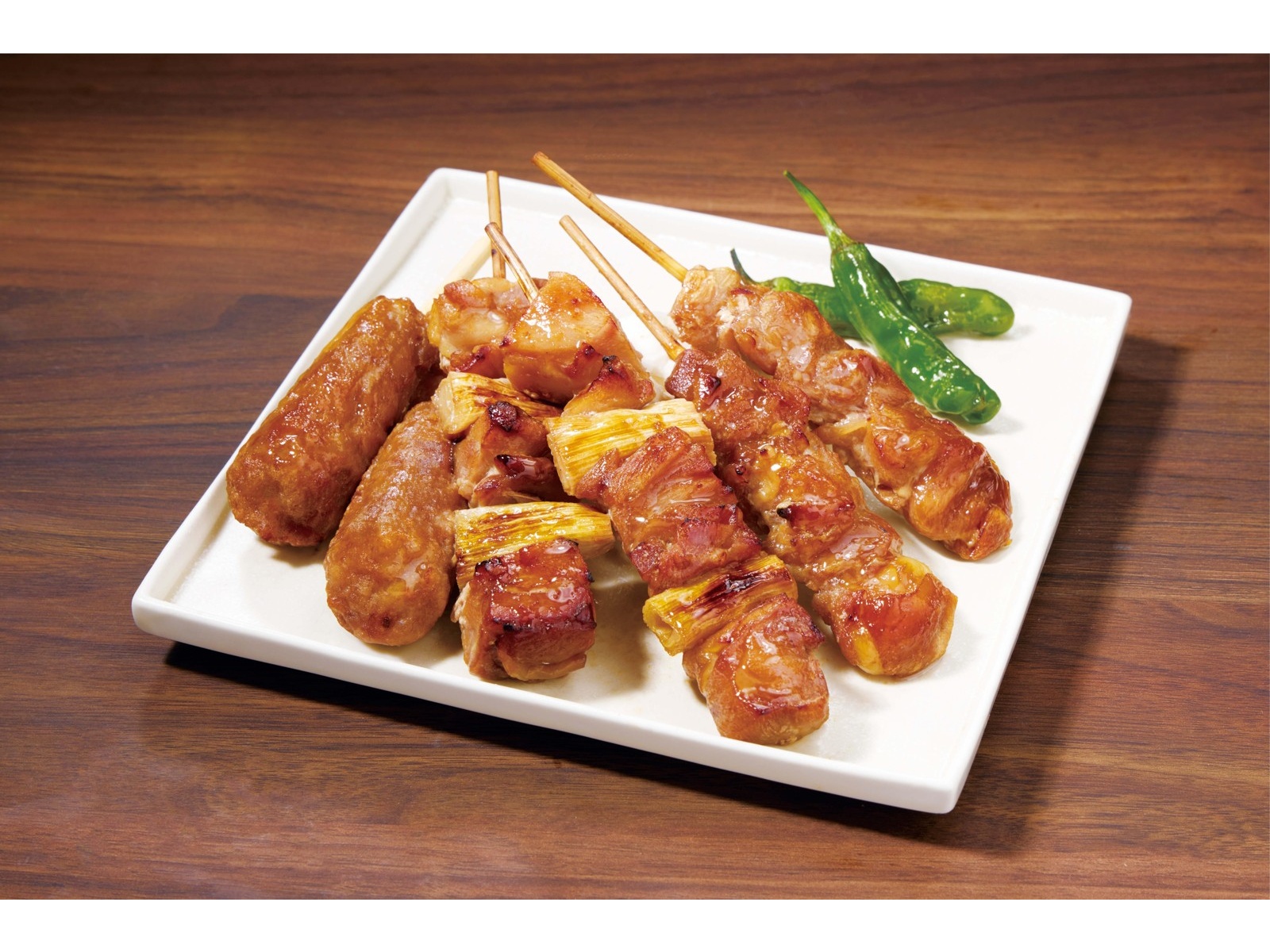 印南食品 鶏屋の焼き鳥串セット(タレ) 6本入（150g）| コープこうべネット