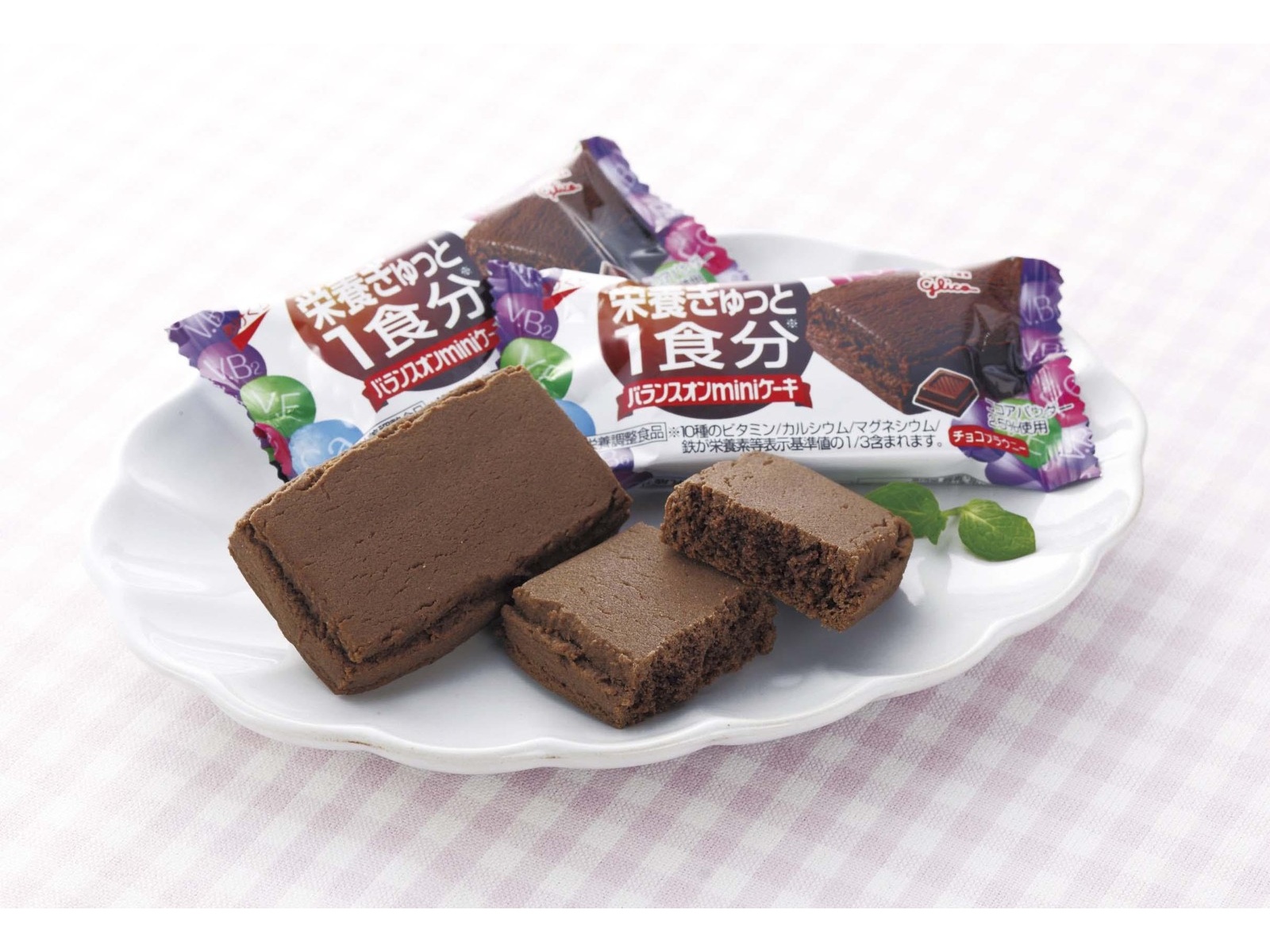 Amazon.co.jp: グリコ バランスオンminiケーキ チョコ