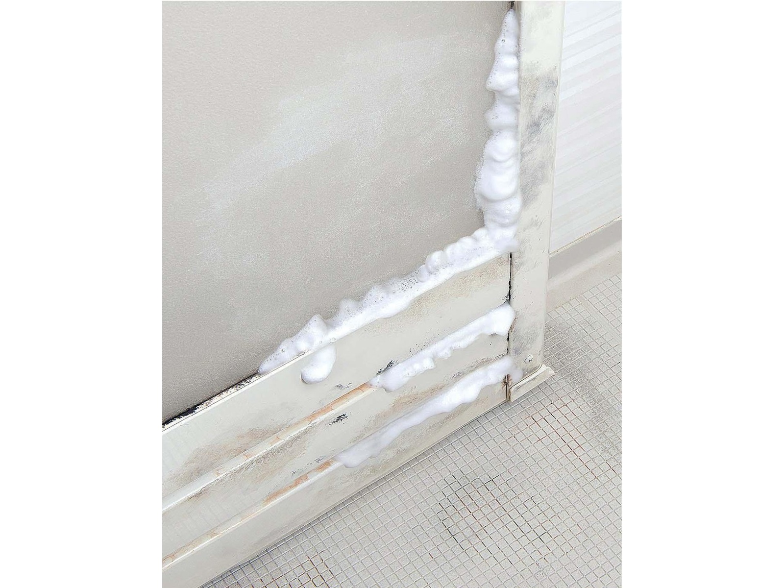 カビ取りムースジェット 400ml| コープこうべネット