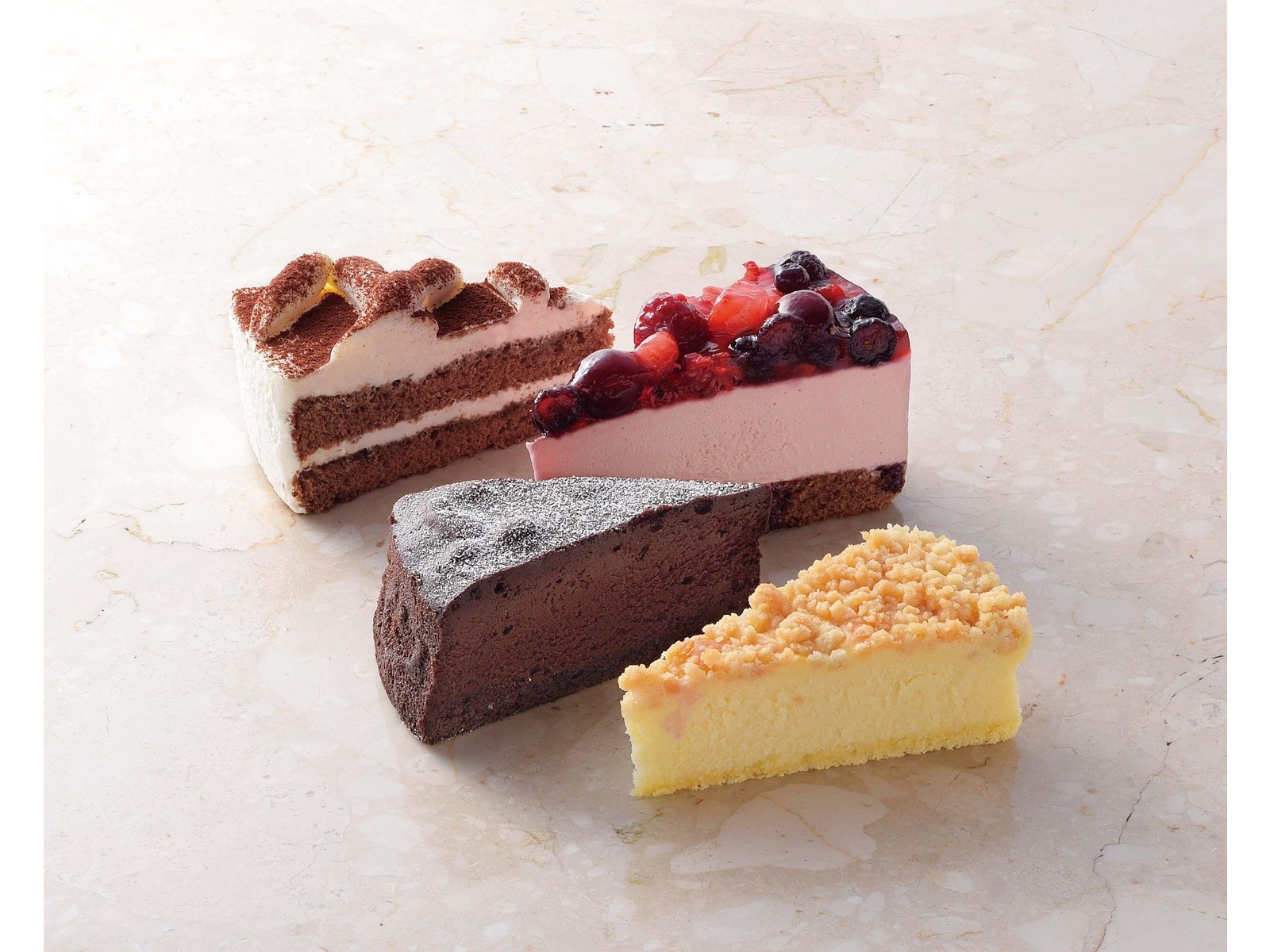 五洋食品 4種のバラエティケーキセット 1箱（4種×3コ入）| コープ