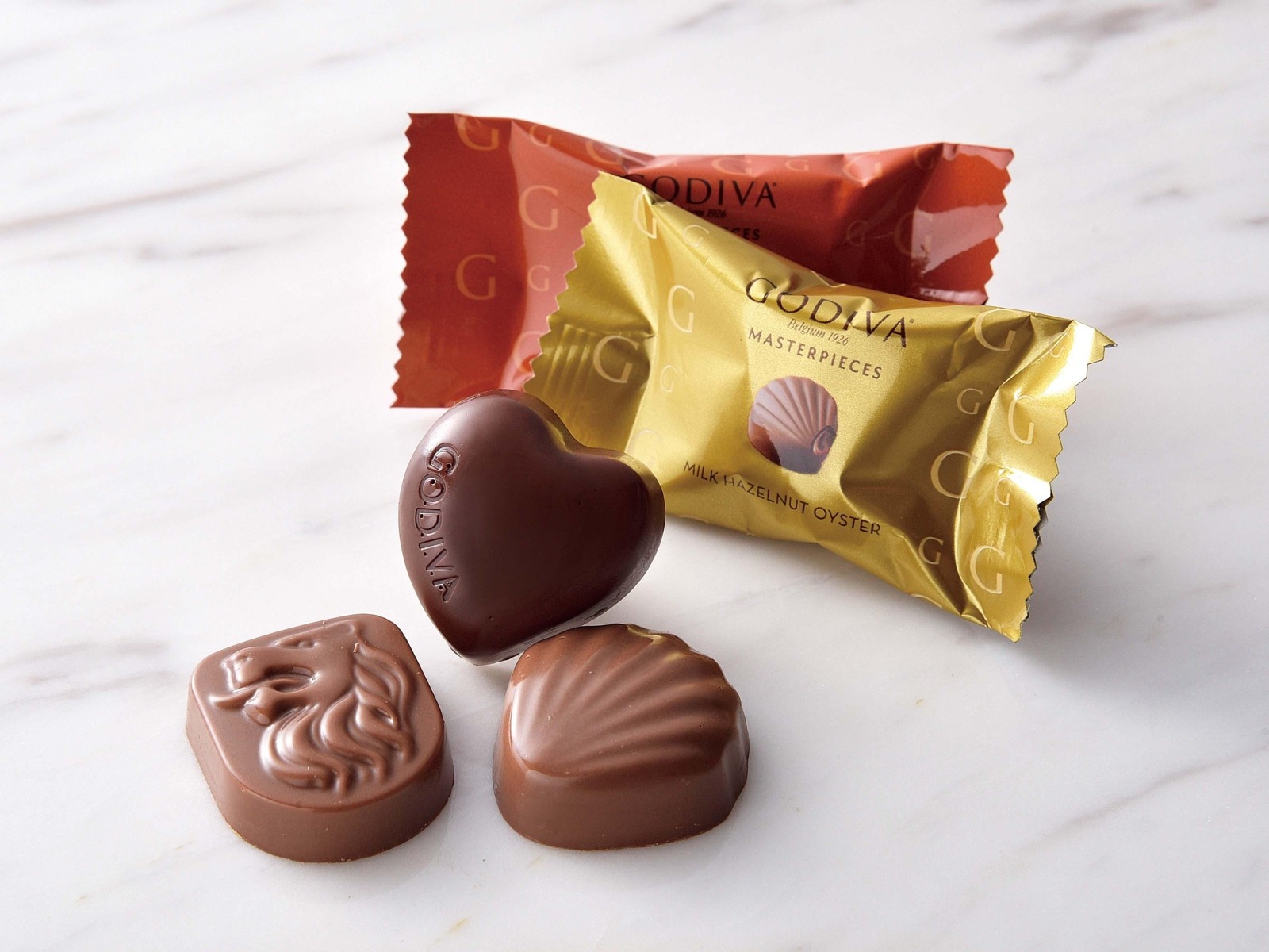 ゴディバジャパン マスターピースアソート フラワーボックス 1箱（209g