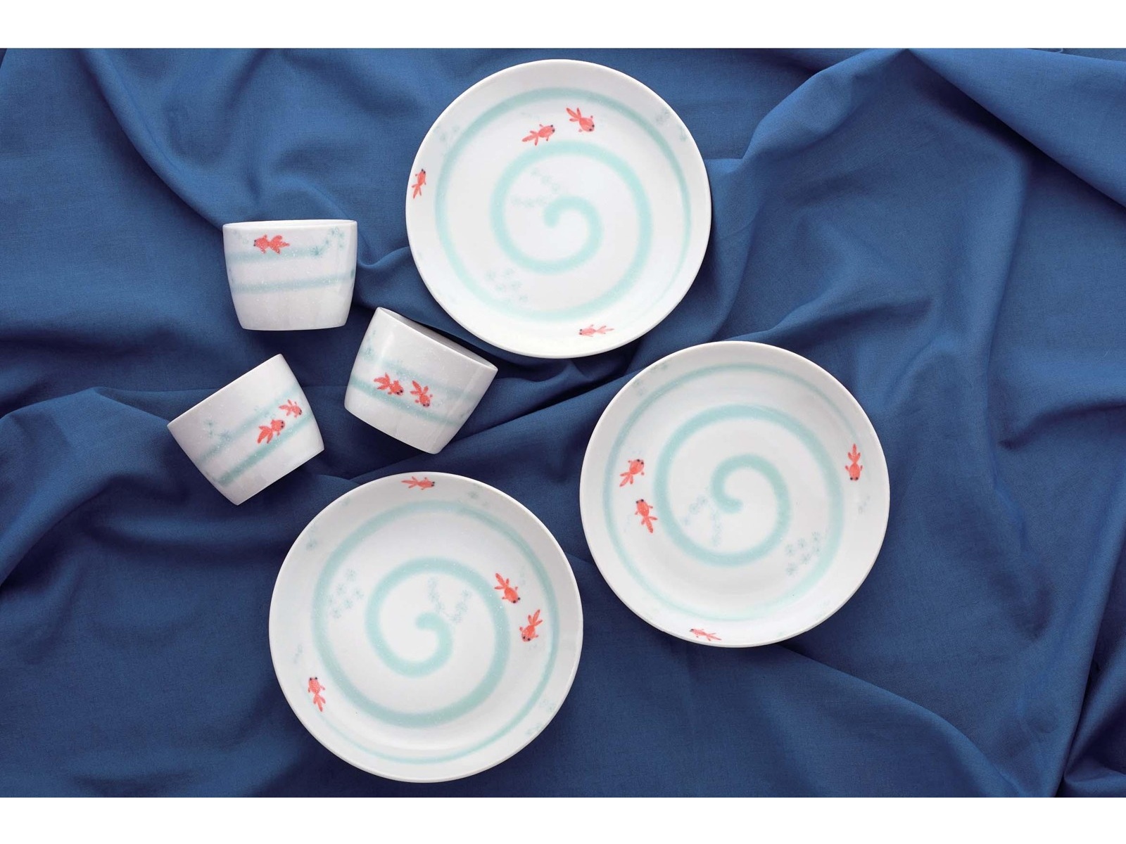 美濃焼 遊泳金魚の冷麺皿 3枚組| コープこうべネット