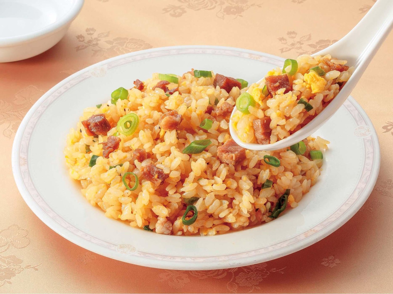 お赤飯炒飯  赤坂四川飯店監修 焼豚炒飯 200g| コープこうべネット