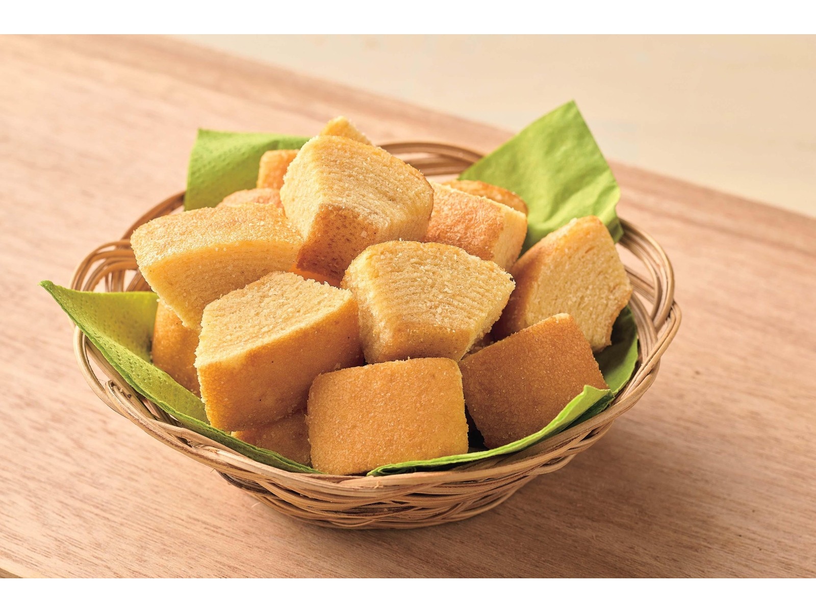 DAY TO LIFE ビアードパパ しっとりおいしいバウムクーヘン 18コ入