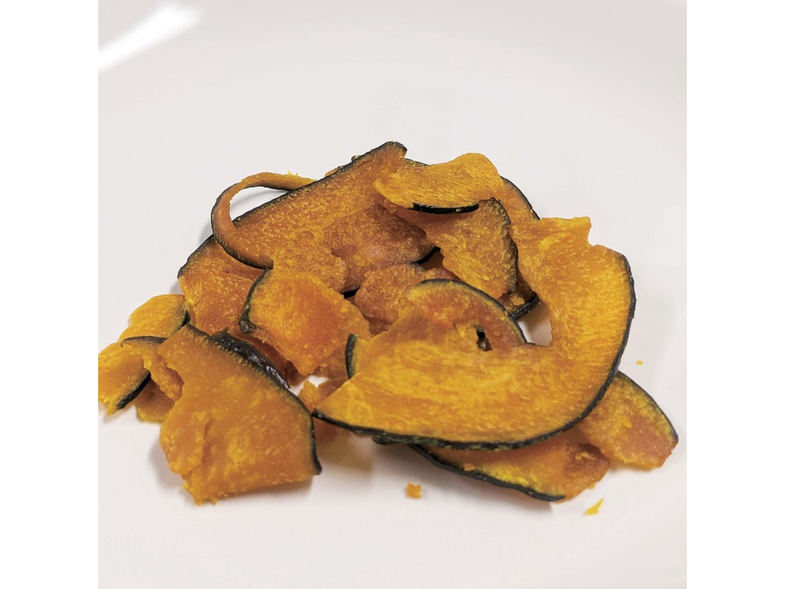 イー・有機生活 野菜サクッチ 国産かぼちゃチップス 19g| コープこうべ