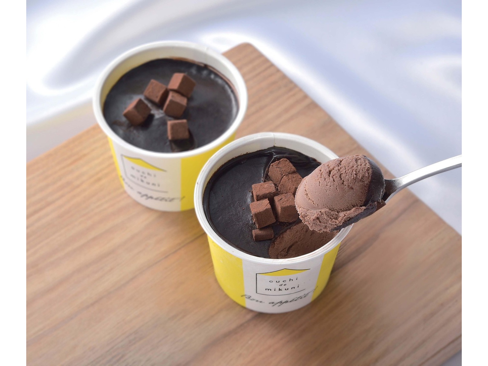 三國清三監修 北海道リッチアイス 生チョコ 1箱（88ml×3コ入）| コープ