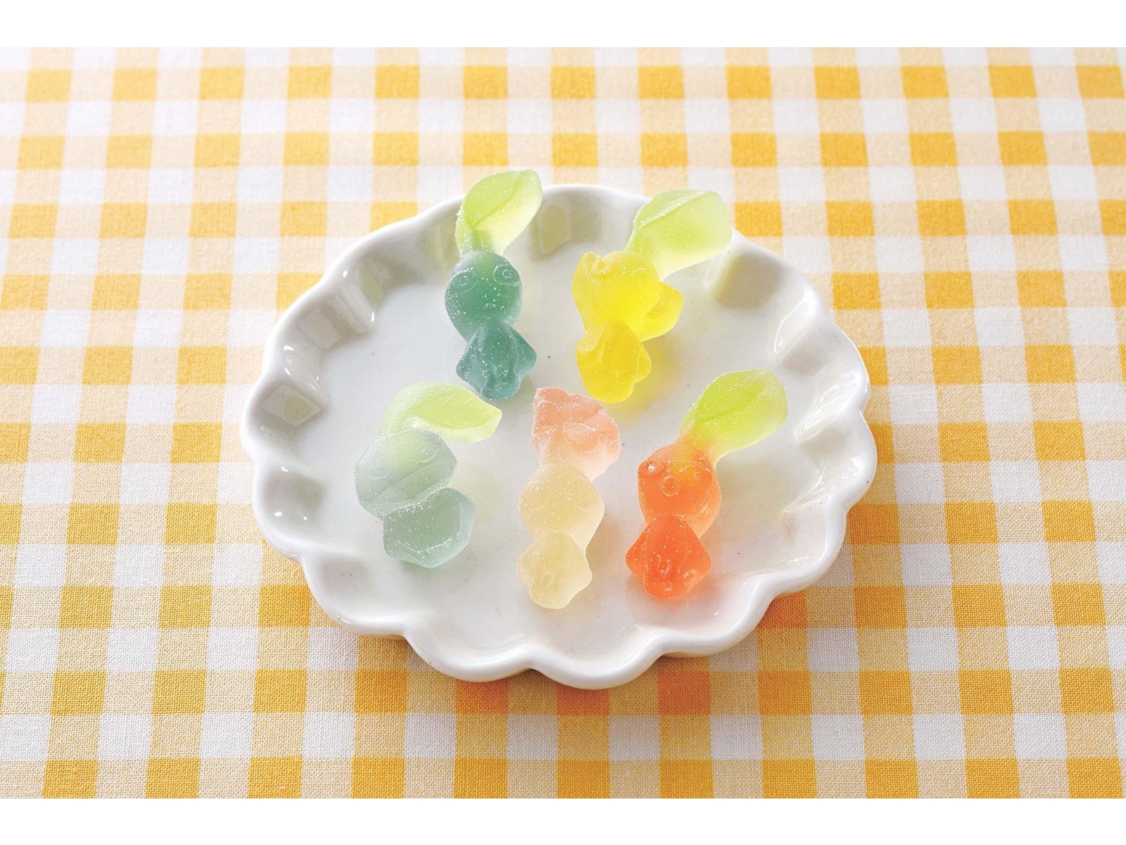 バンダイ ピクミン たべられるぅ～グミ 15g×4連| コープこうべネット