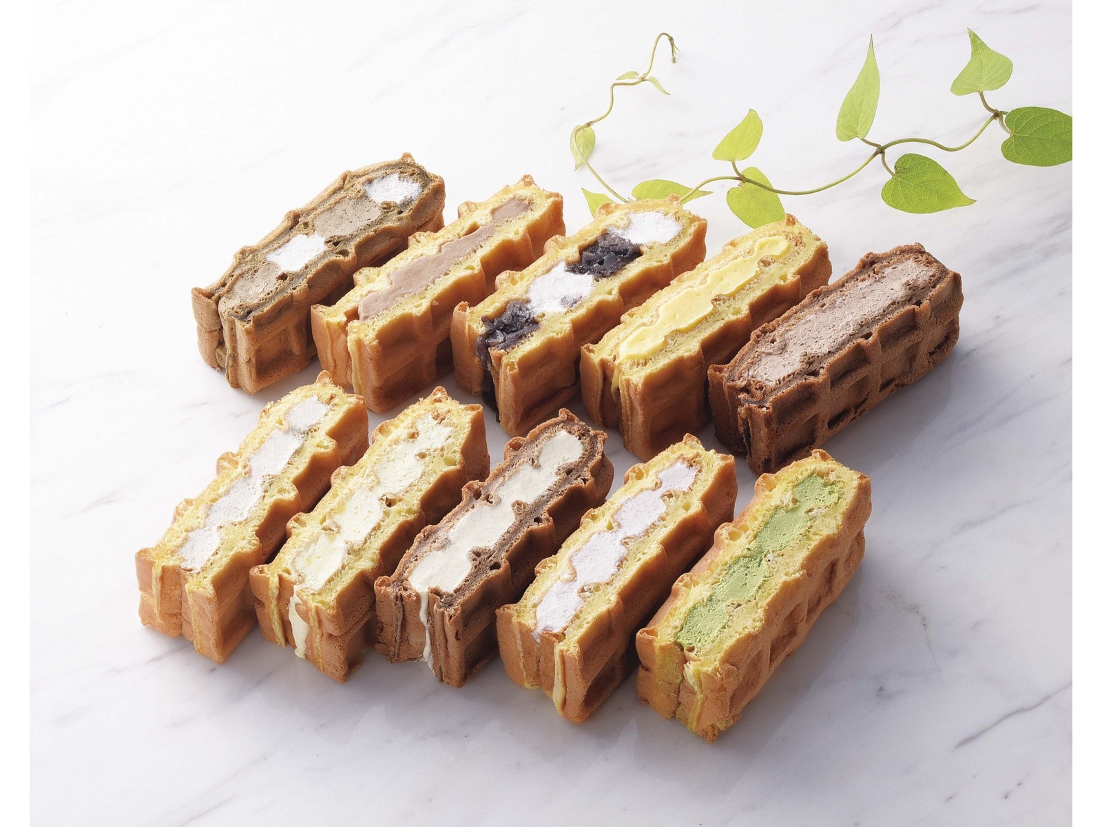 R.L waffle cake ワッフルケーキ 1箱（10コ入）| コープこうべネット