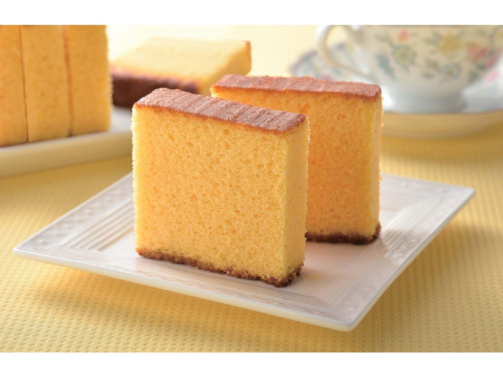 カステラちゃん様 須崎屋 和三盆糖入 檸檬カステラ 形おとし 1袋（200g）| コープ