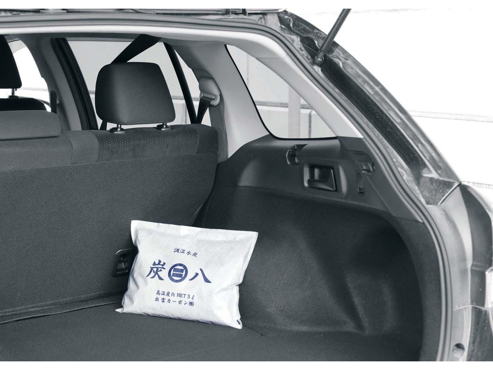 調湿木炭 炭八 1コ 3L| コープこうべネット