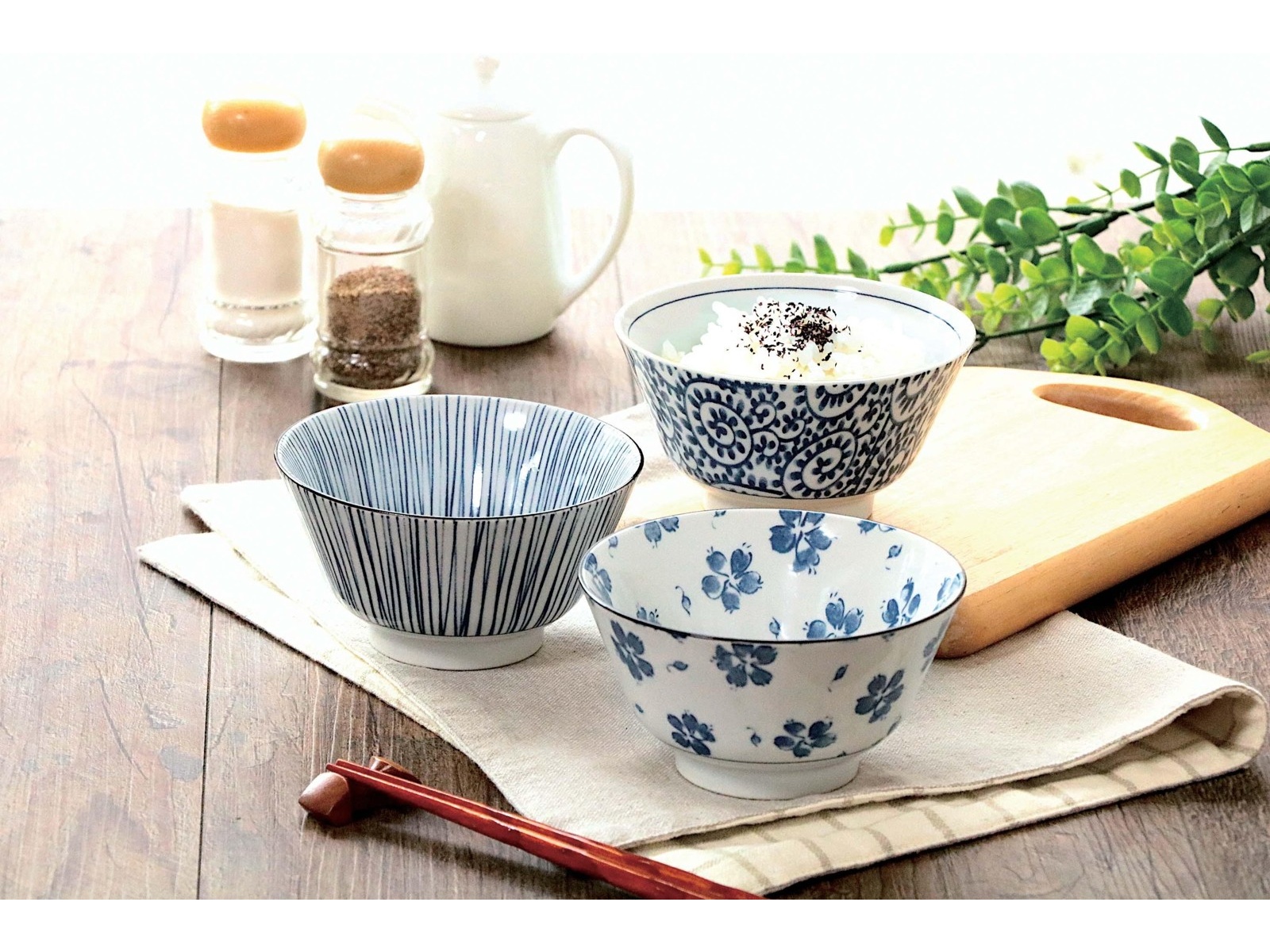 青い格子柄飯碗　（蓋つき）5個セット 美濃焼 染紋様飯碗 3柄組 | コープこうべネット