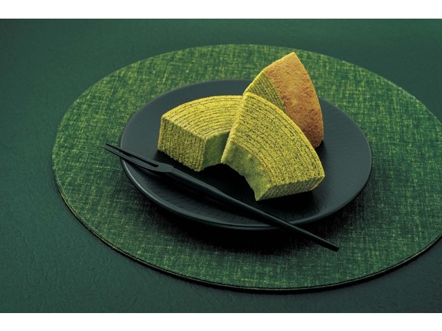 有名アウトレットスイーツ☆抹茶バウムクーヘン☆厚切り