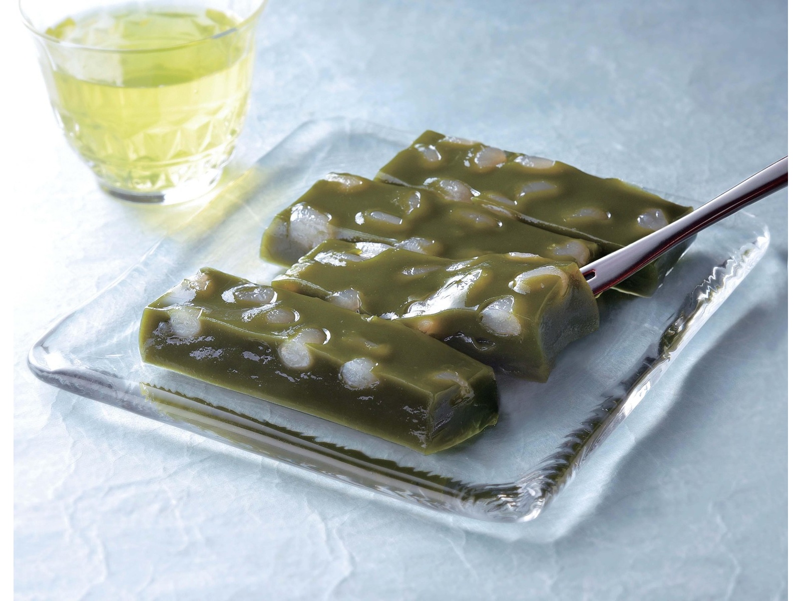 白川菓匠大黒屋 濃い抹茶のくずよせ 1箱（350g） | コープこうべネット