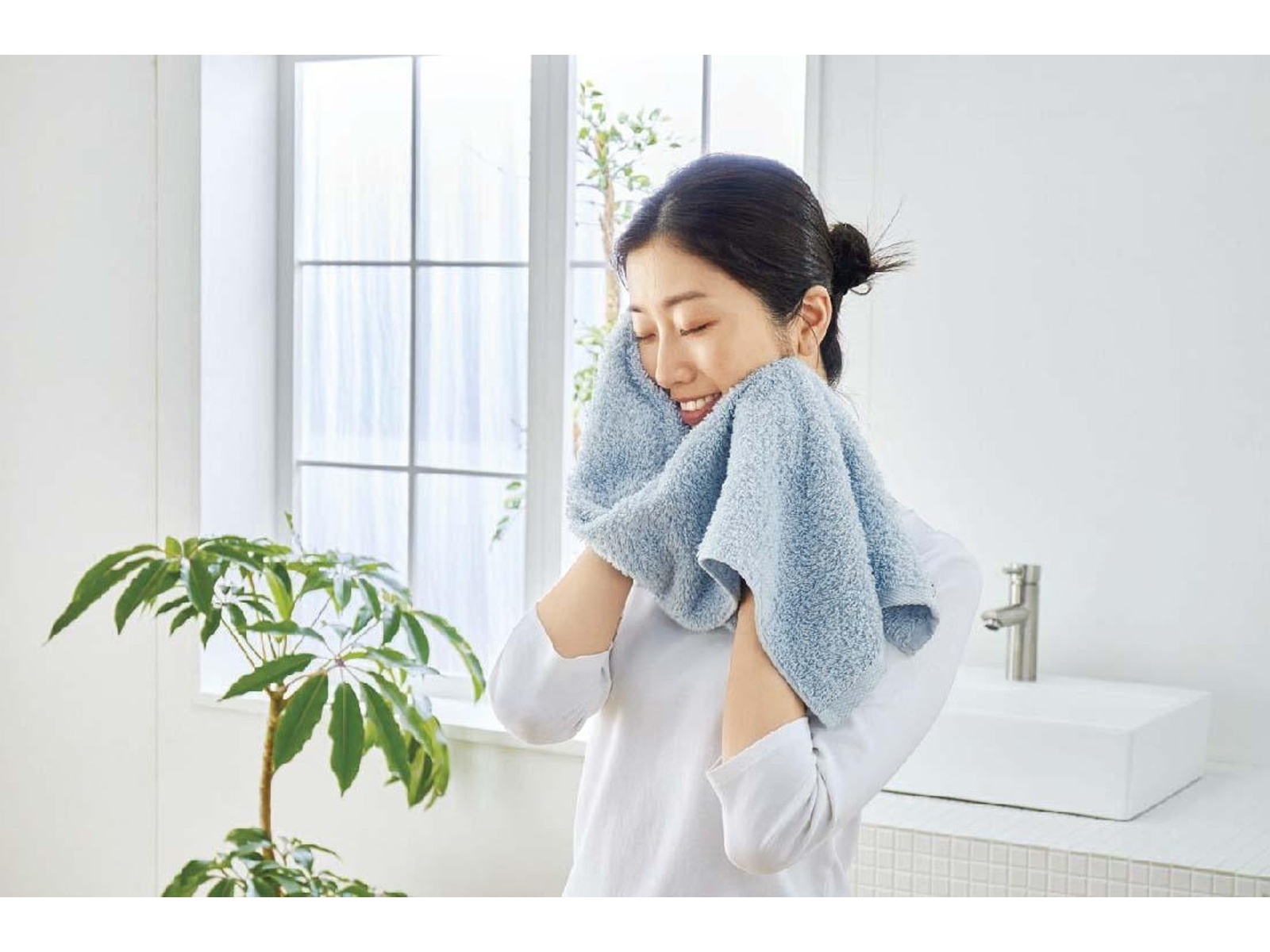 ふわふわなのに乾きやすい フェイスタオル 1枚 ネモフィラブルー