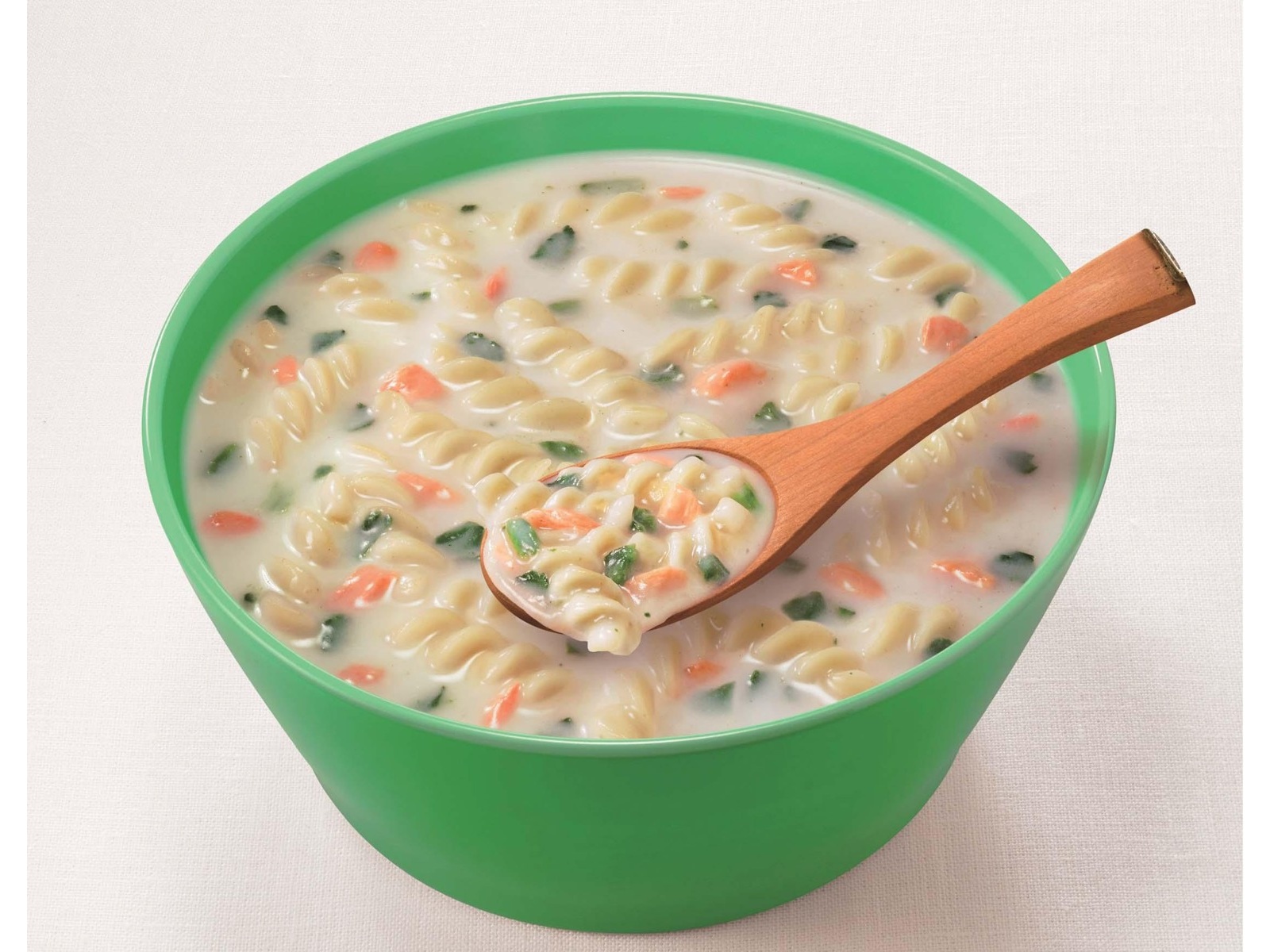 味の素 スープDELIサーモンとほうれん草のクリームスープパスタ