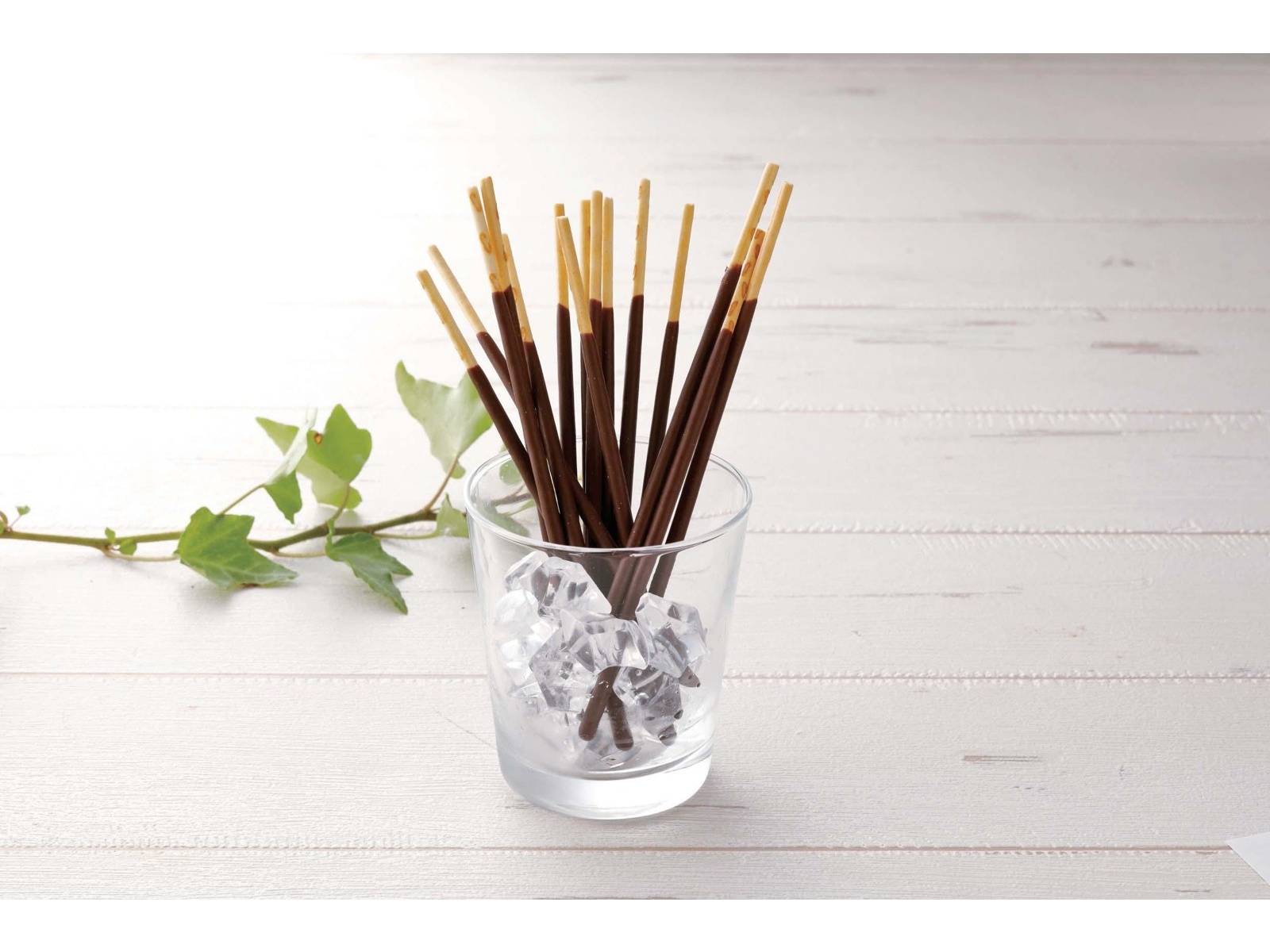 コッキーさま専用 予約受付終了】コピックミニチュアキーチェーン プラス2【1BOX／6個入