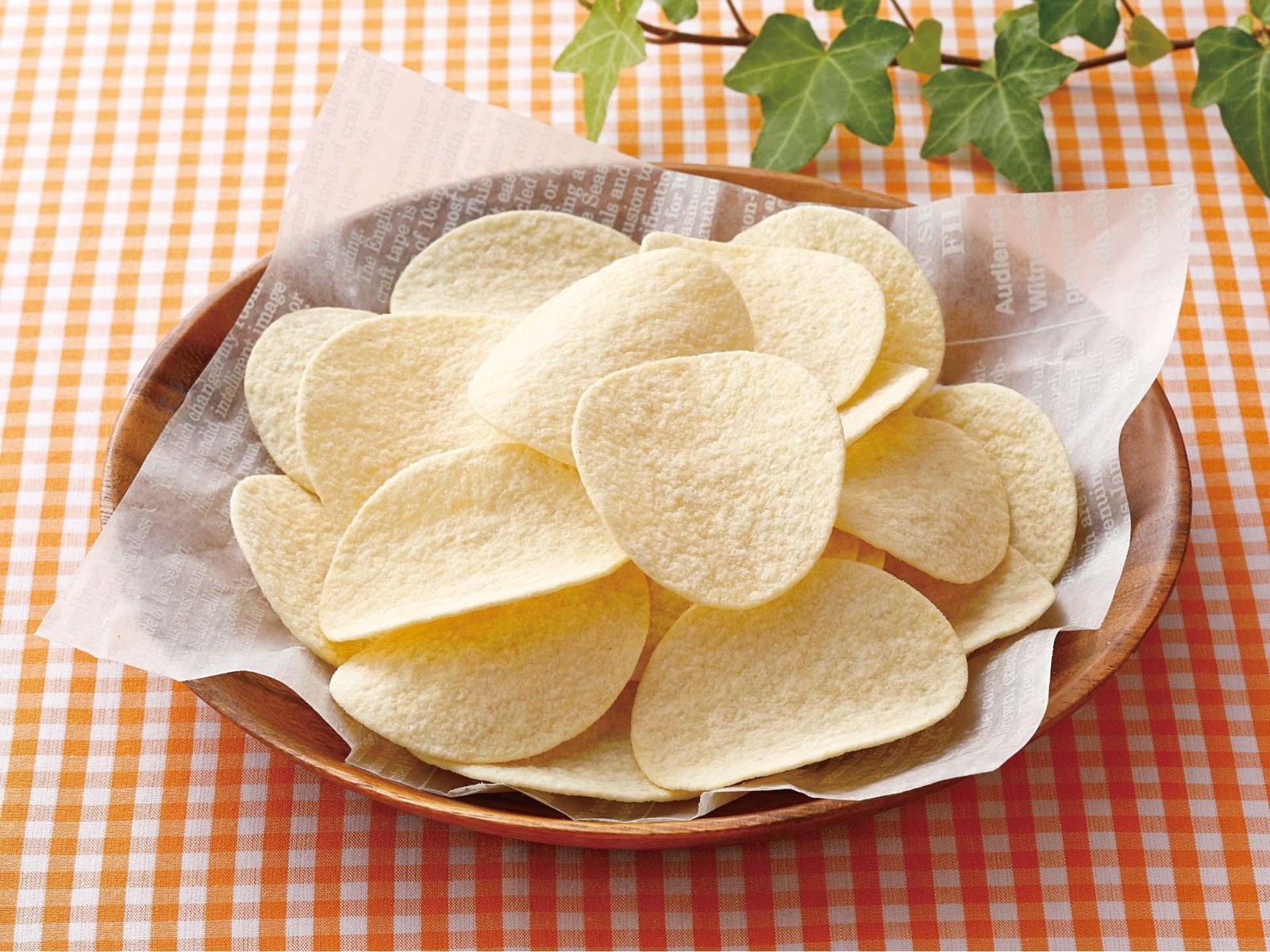 カルビー クリスプうましお味 45g | WEB限定セレクション | 商品一覧