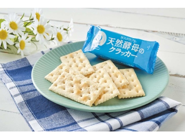 ブルボン 天然酵母のクラッカー 48枚入（6枚×8袋入）| コープ