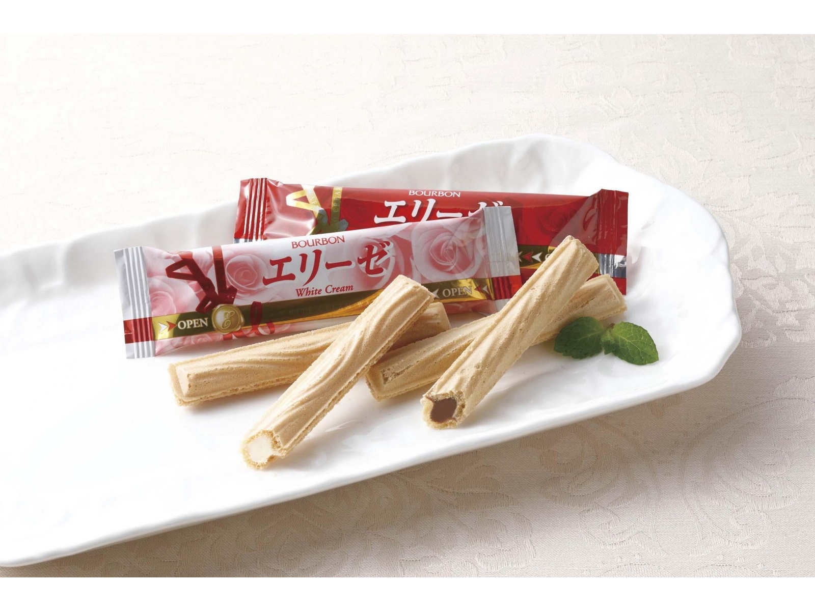 ブルボン エリーゼファミリーサイズ 36本入| コープこうべネット