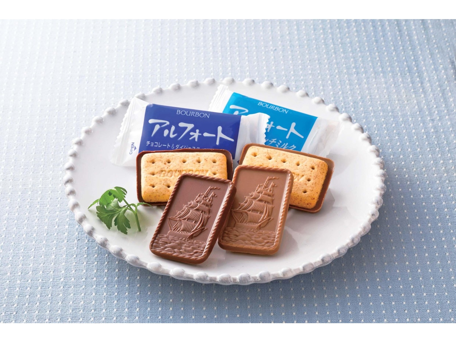 チョコ チョコレートボール5MIX は、 #ミルク #ホワイト #イチゴ #レモン