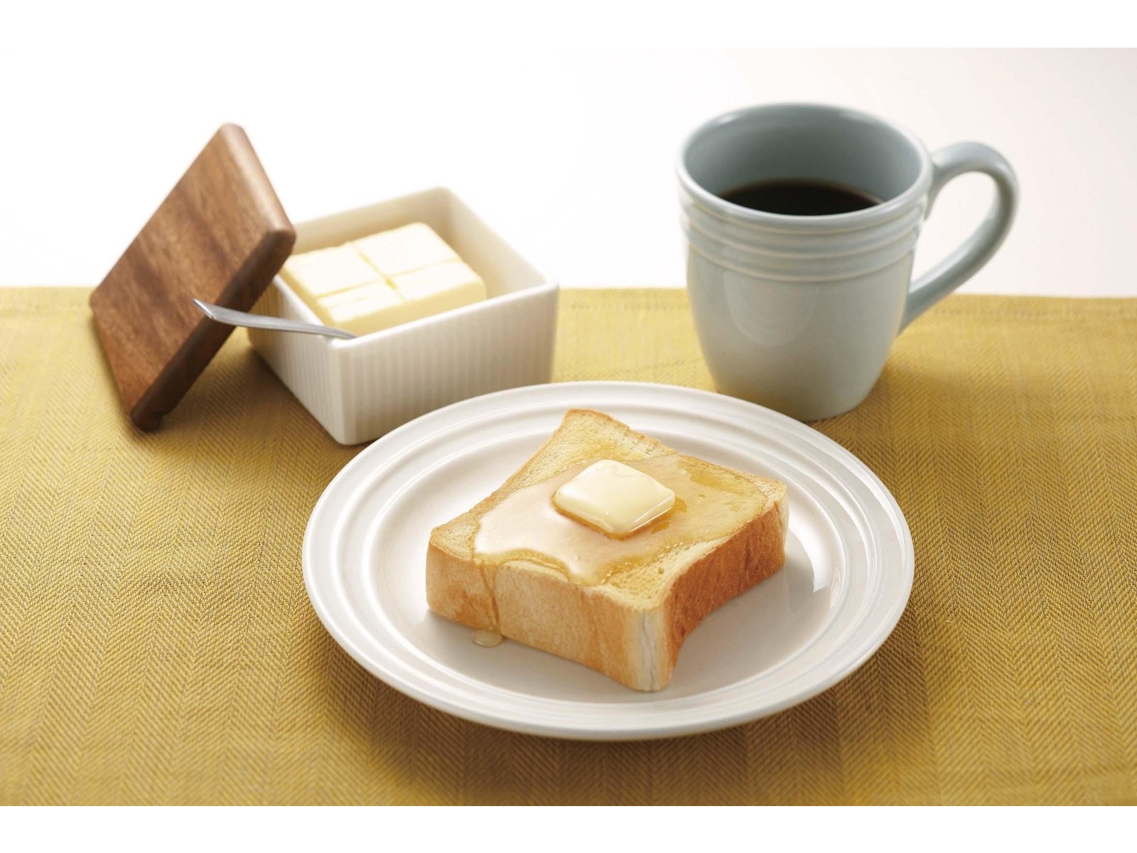 サクラ印 純粋レンゲのハチミツ 750g| コープこうべネット