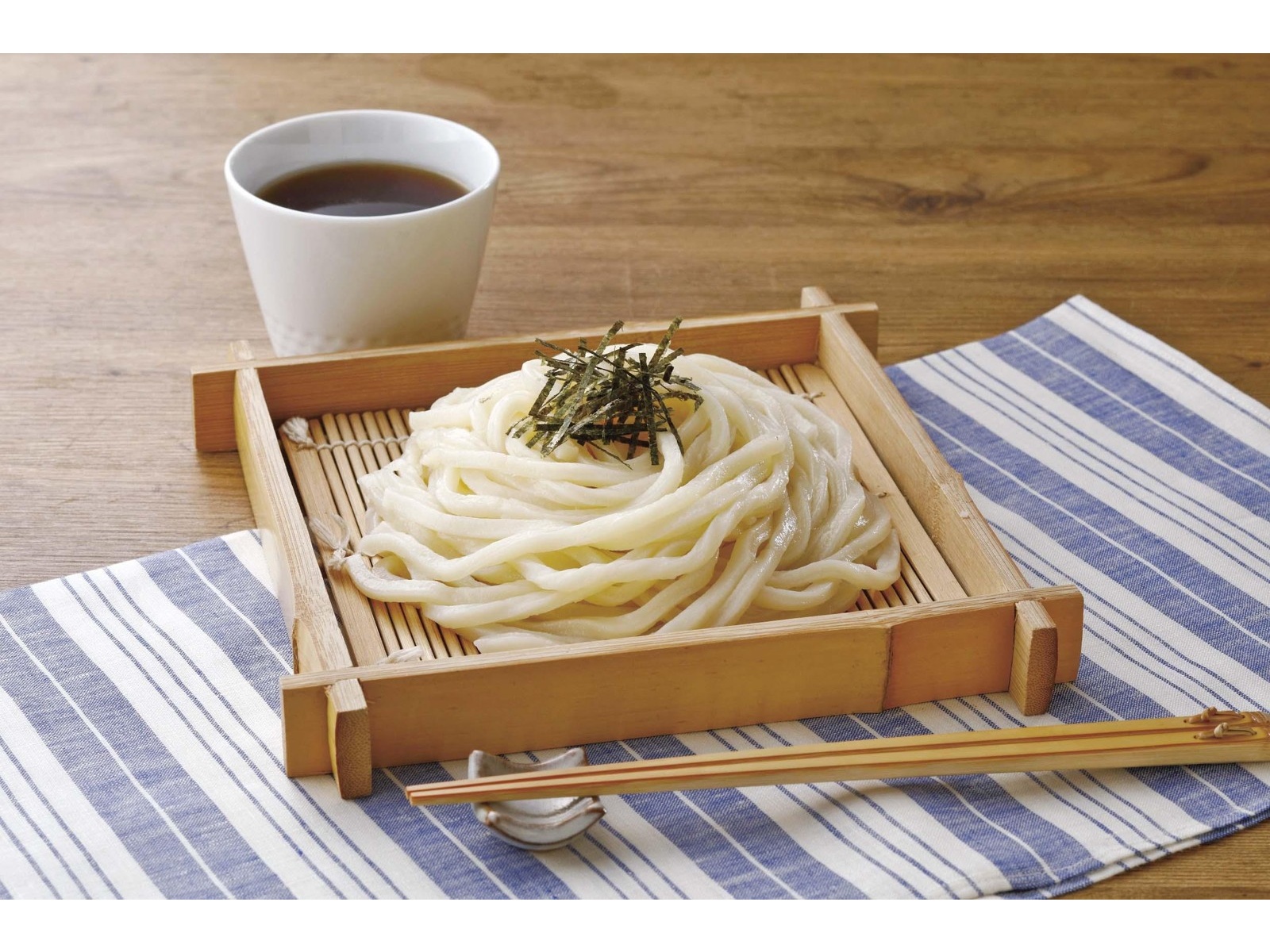 信越明星 流水解凍うどん 3食入(600g) | コープこうべネット