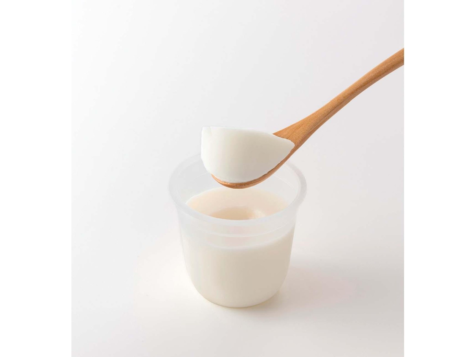 トーラク 岡山県産清水白桃のプリン 95g| コープこうべネット