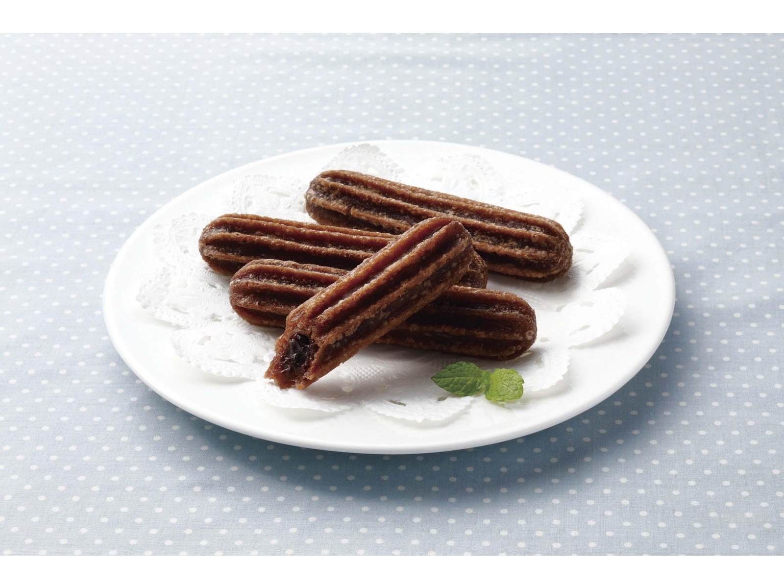 日清製粉welna ミニチュロス チョコソース入り 6本入（132g） | コープ