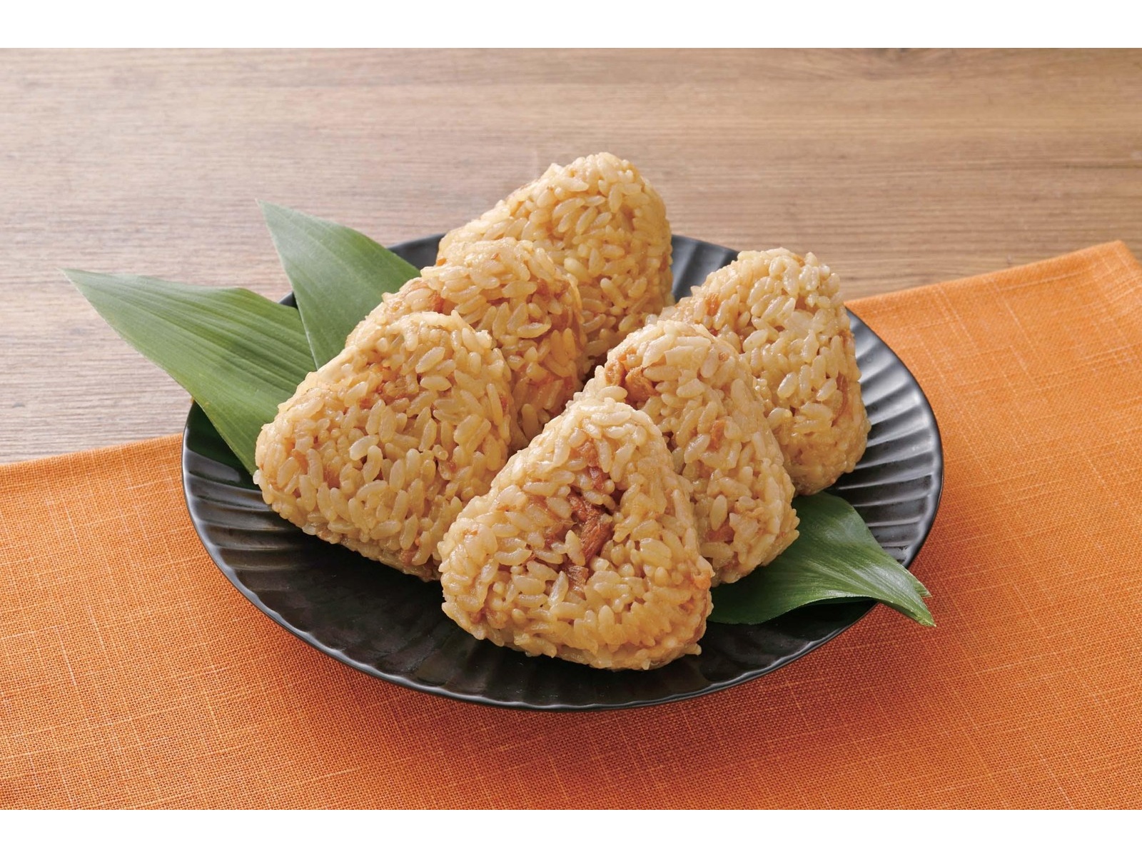 ニチレイ 九州の味 鶏めしおにぎり 6コ入(330g）| コープこうべネット