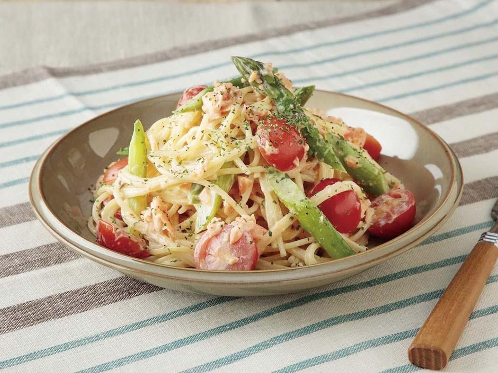 ニップン オーマイ 芳醇チーズクリーム 2食入（70．8g）| コープ