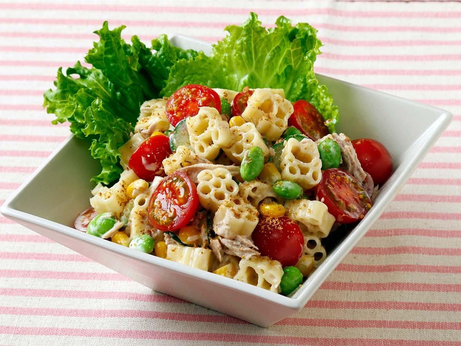 ニップン オーマイ早ゆでハローキティマカロニ 120g| コープこうべネット