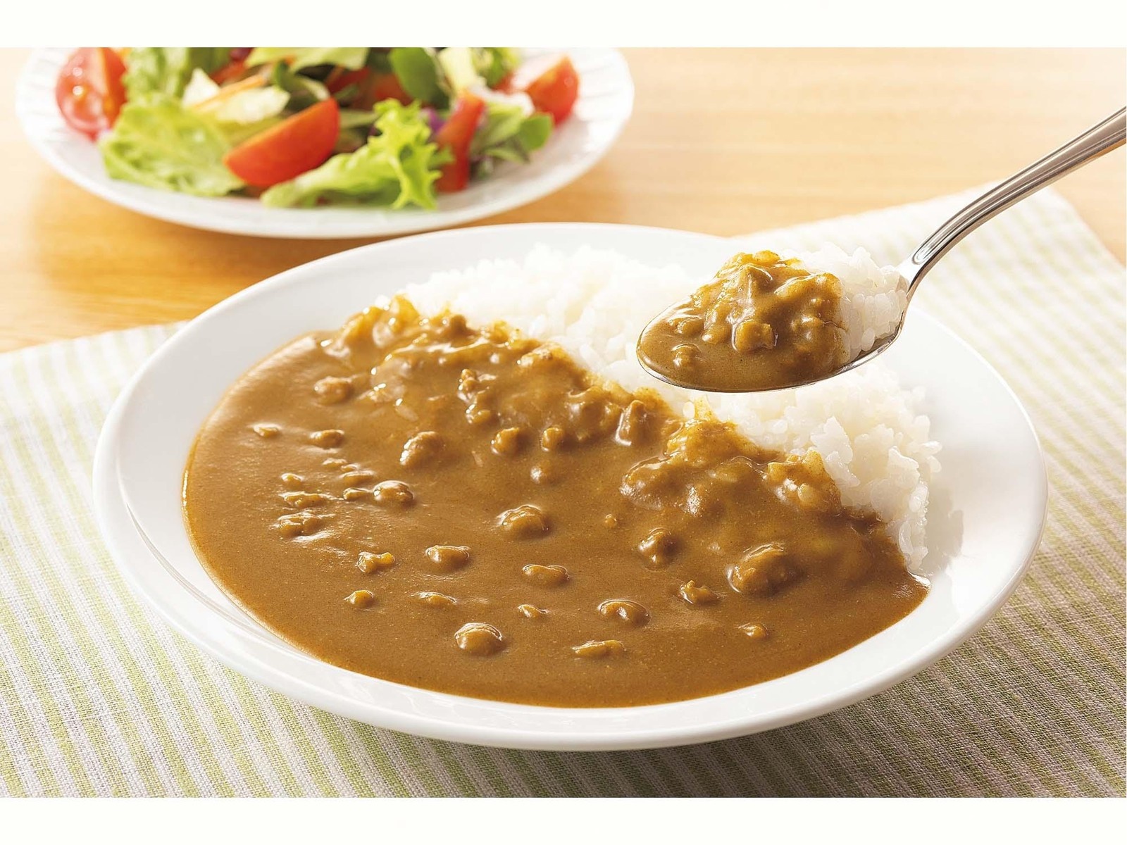 CO・OP ほうれん草とチキンのカレー中辛 1人前（130g） | コープこうべ