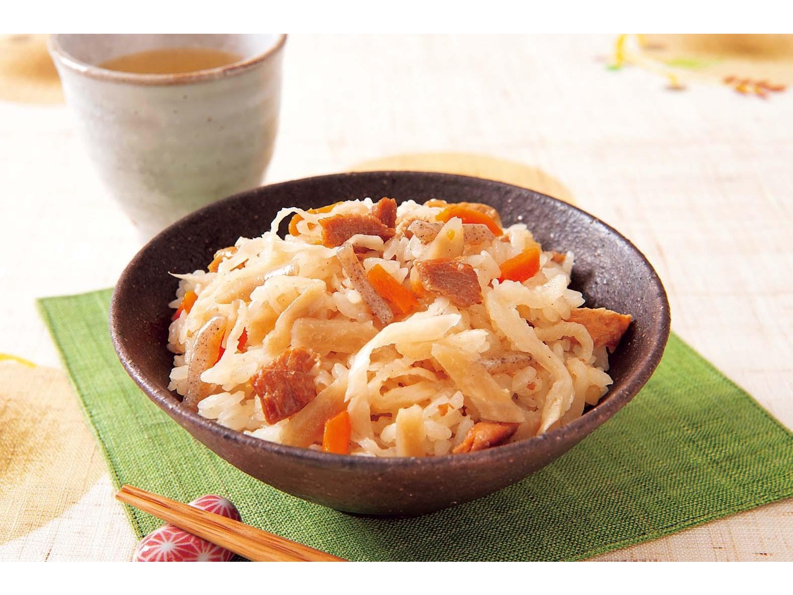 CO・OP 国産具材の鶏ごぼう釜めしの素 2合用| コープこうべネット