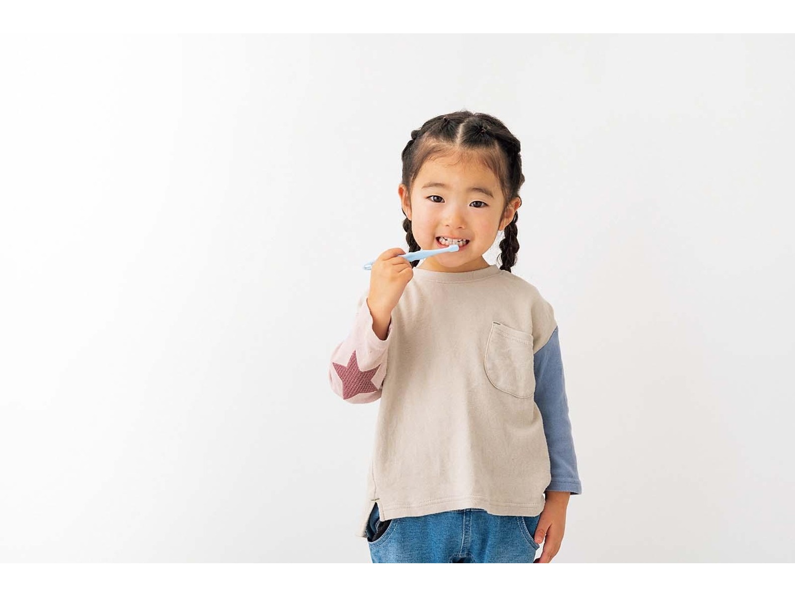 CO・OP こどもハブラシ乳幼児ひとりみがき用 3本入| コープ