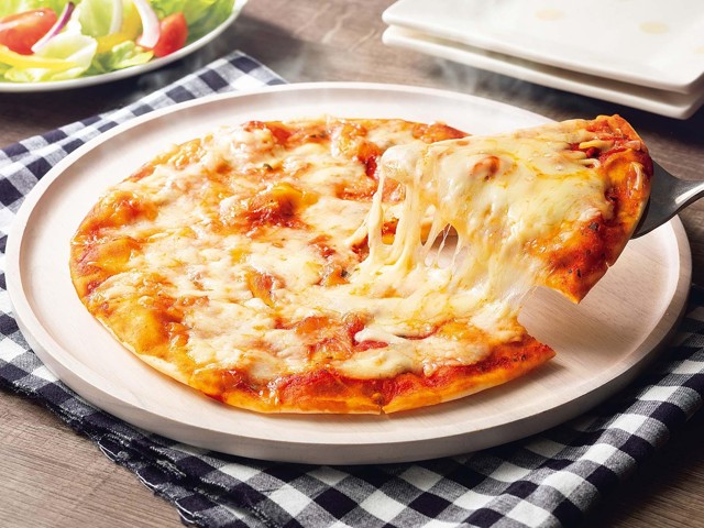 CO・OP カリッとうす焼ピザ 2枚入| コープこうべネット