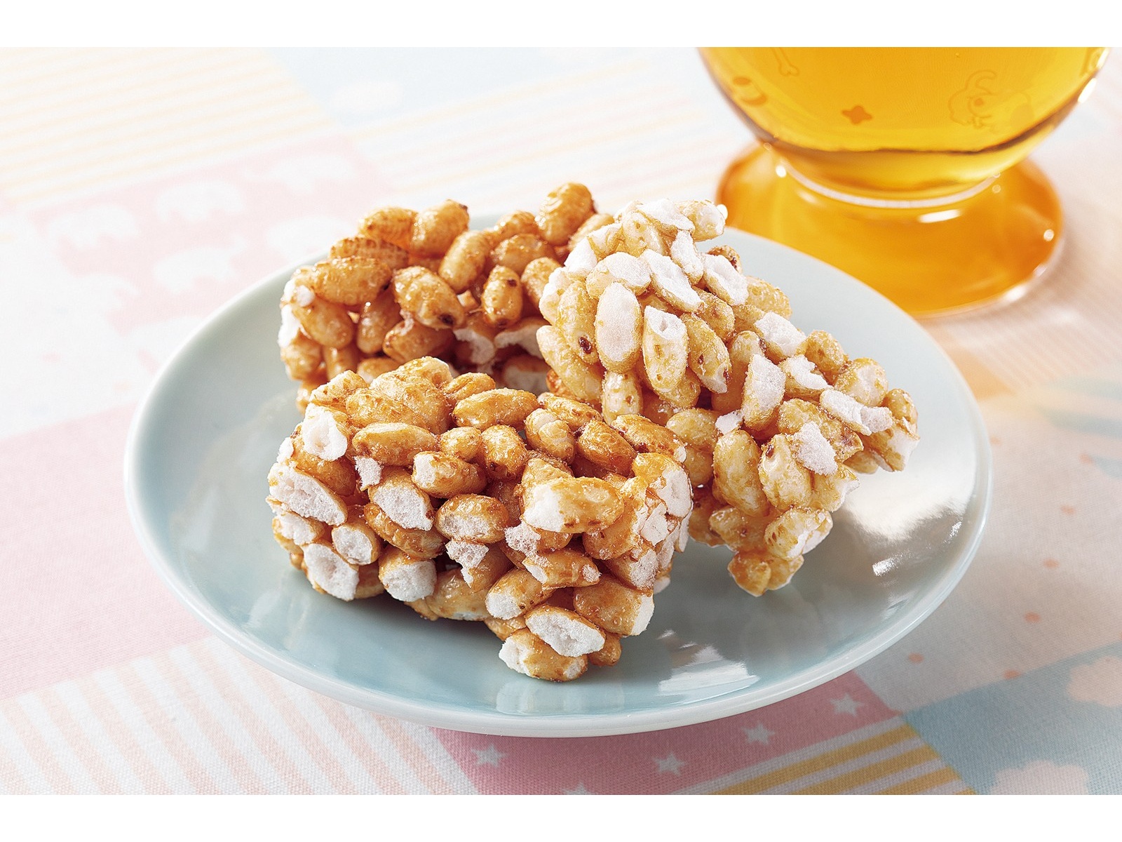 CO・OP つまめる2色のポン菓子（チャック付き） 80g| コープ